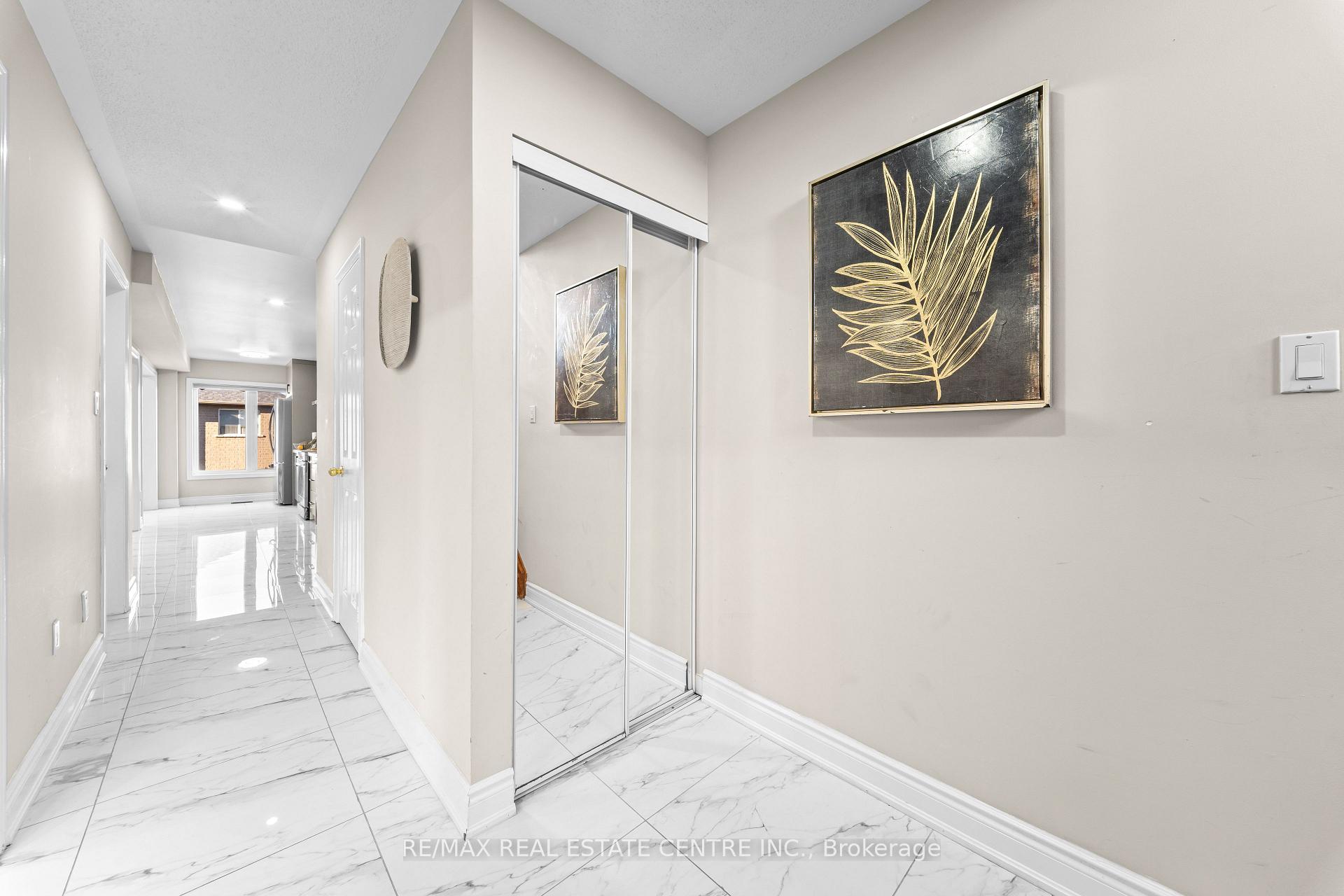 Photo 6 of 42 Domenico Crescent, Brampton, Bram East — HOMEH