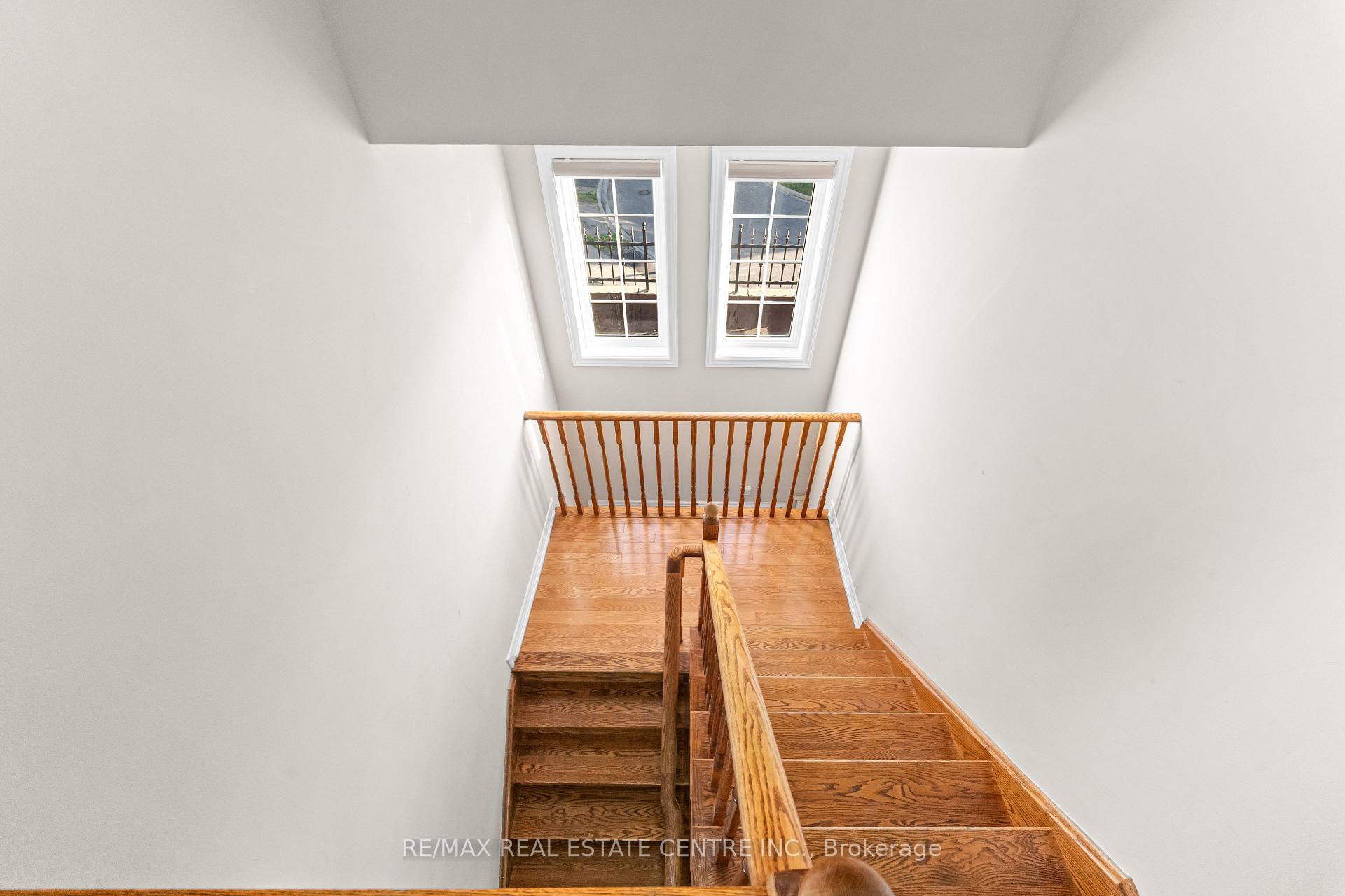 Photo 18 of 42 Domenico Crescent, Brampton, Bram East — HOMEH