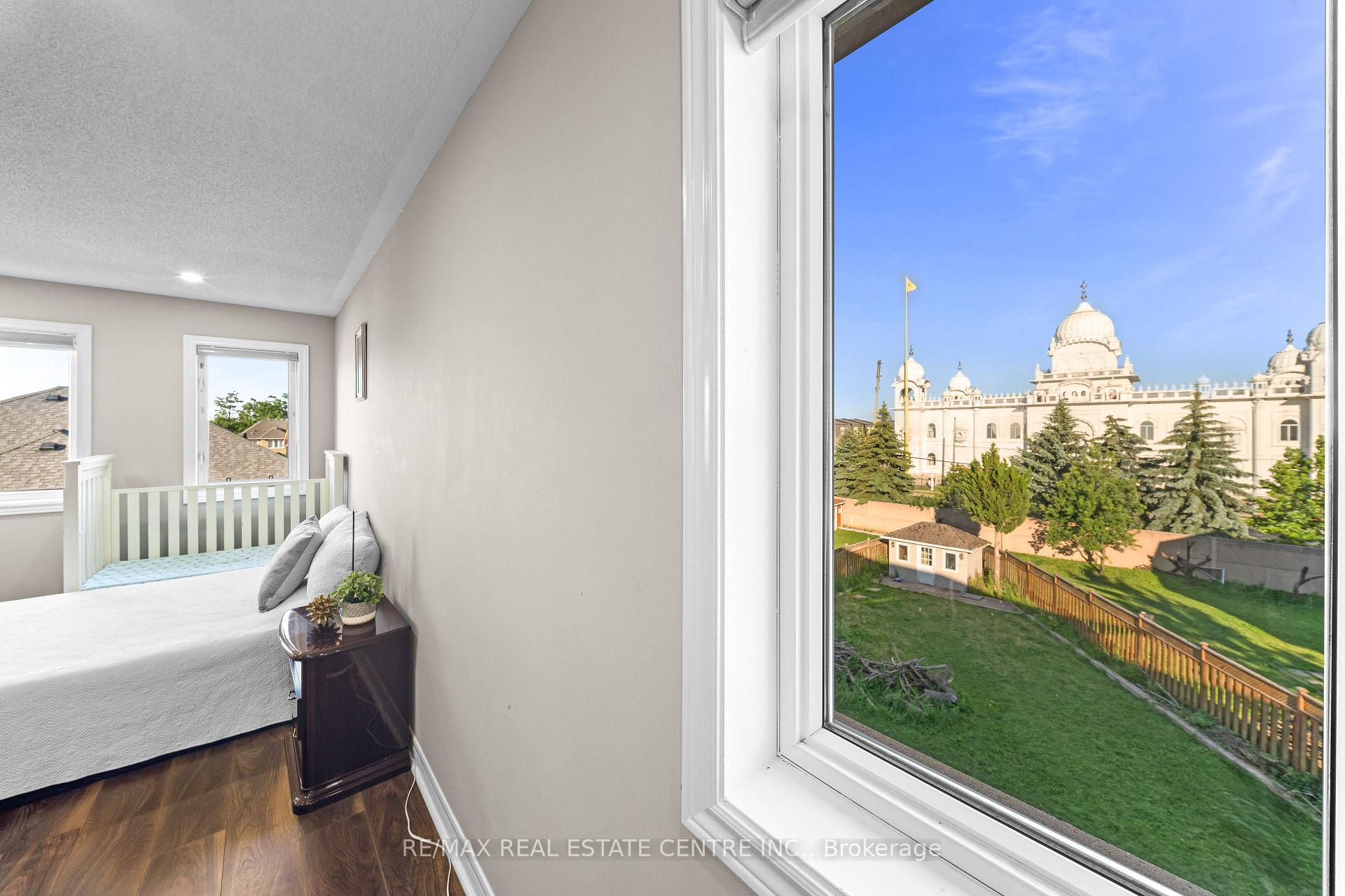 Photo 20 of 42 Domenico Crescent, Brampton, Bram East — HOMEH