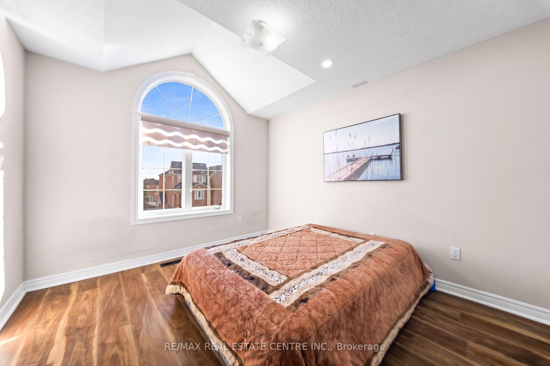 Photo 28 of 42 Domenico Crescent, Brampton, Bram East — HOMEH