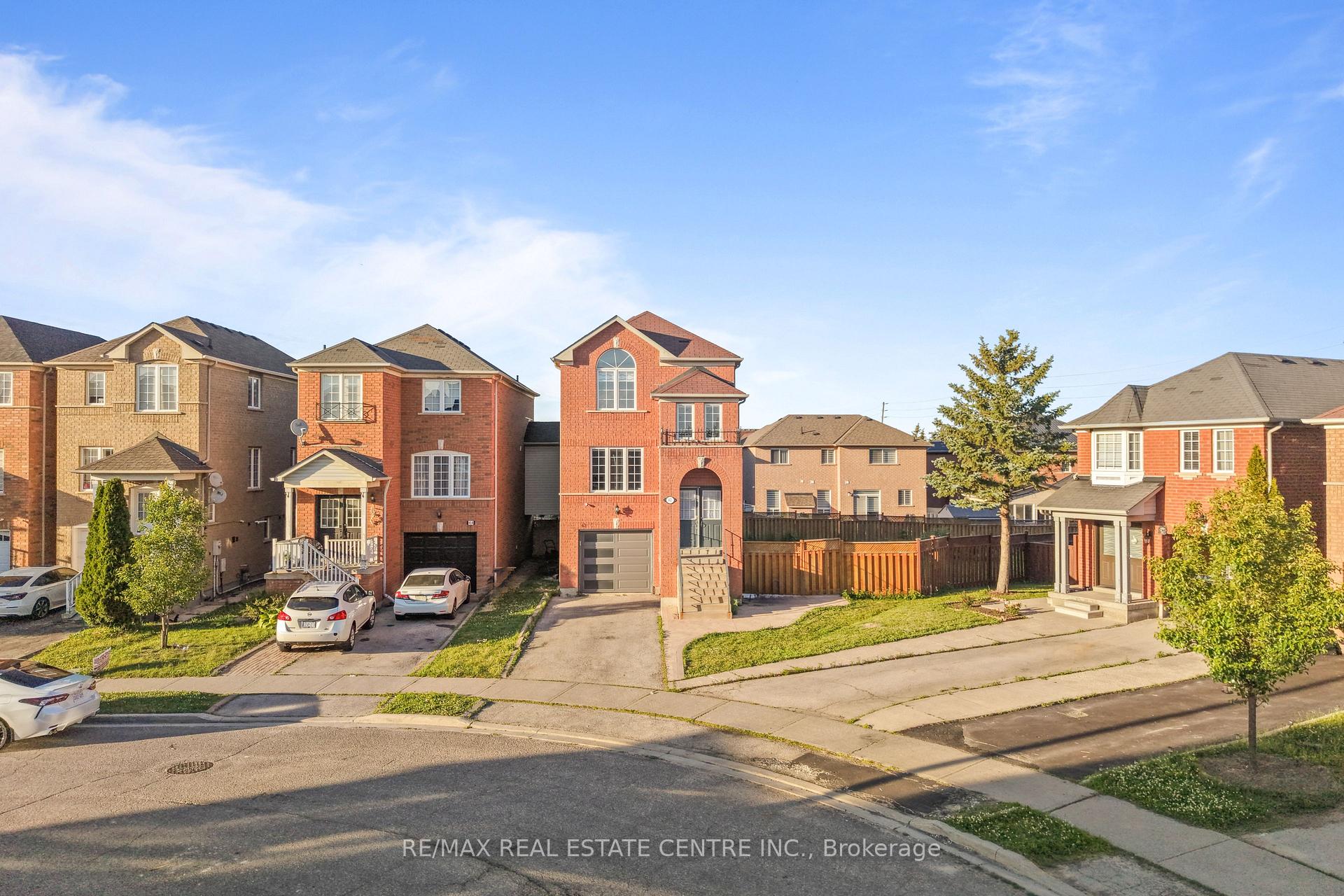 Photo 46 of 42 Domenico Crescent, Brampton, Bram East — HOMEH