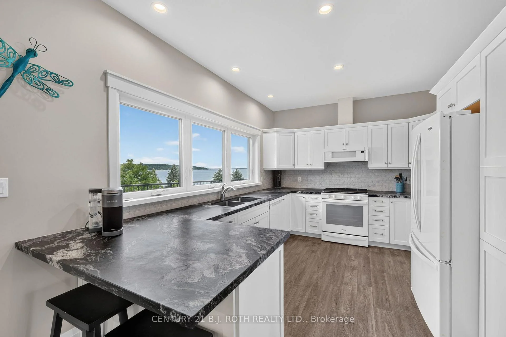 Photo 14 of 244 Frank Street, Midland — HOMEH