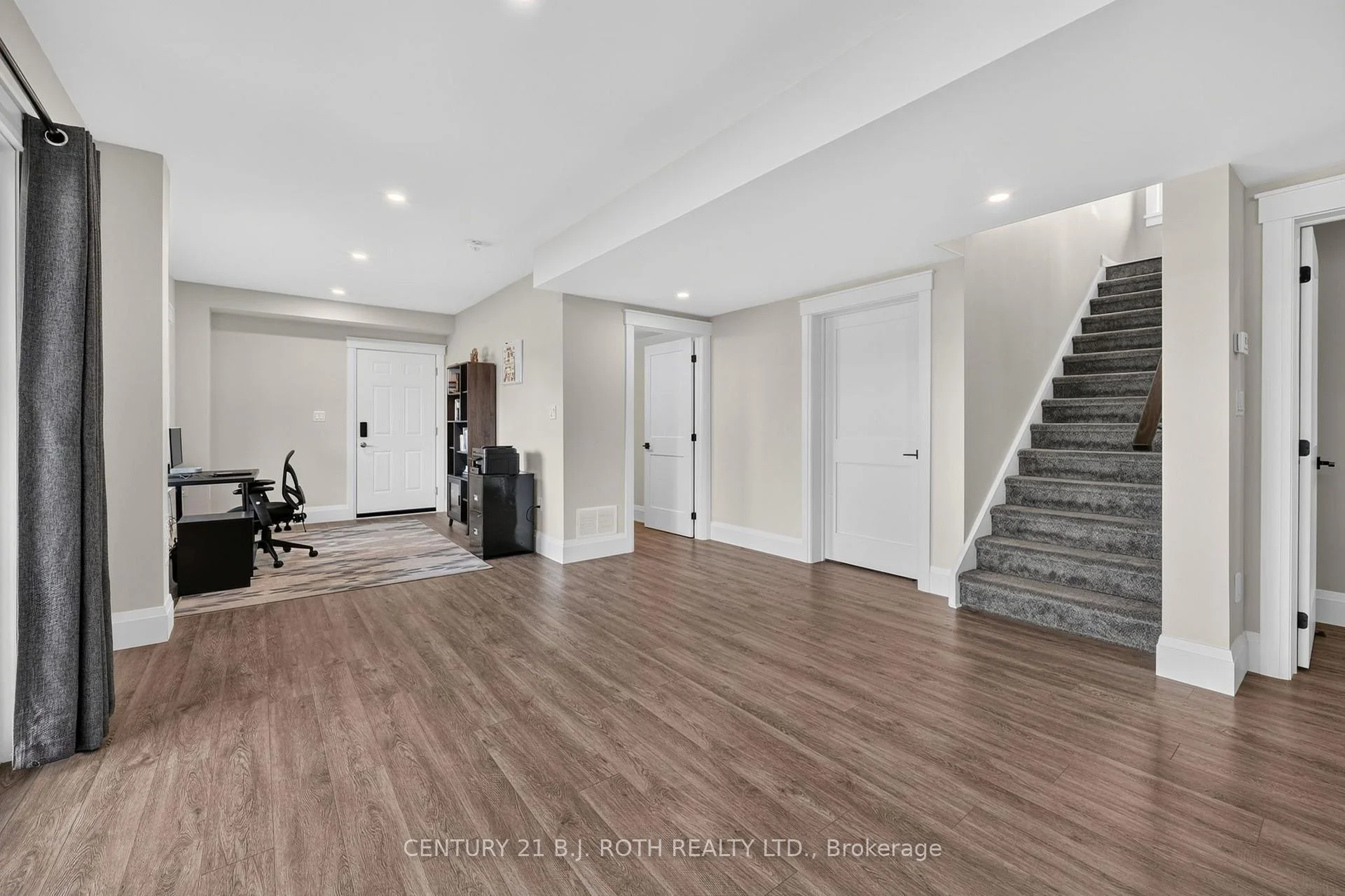 Photo 31 of 244 Frank Street, Midland — HOMEH