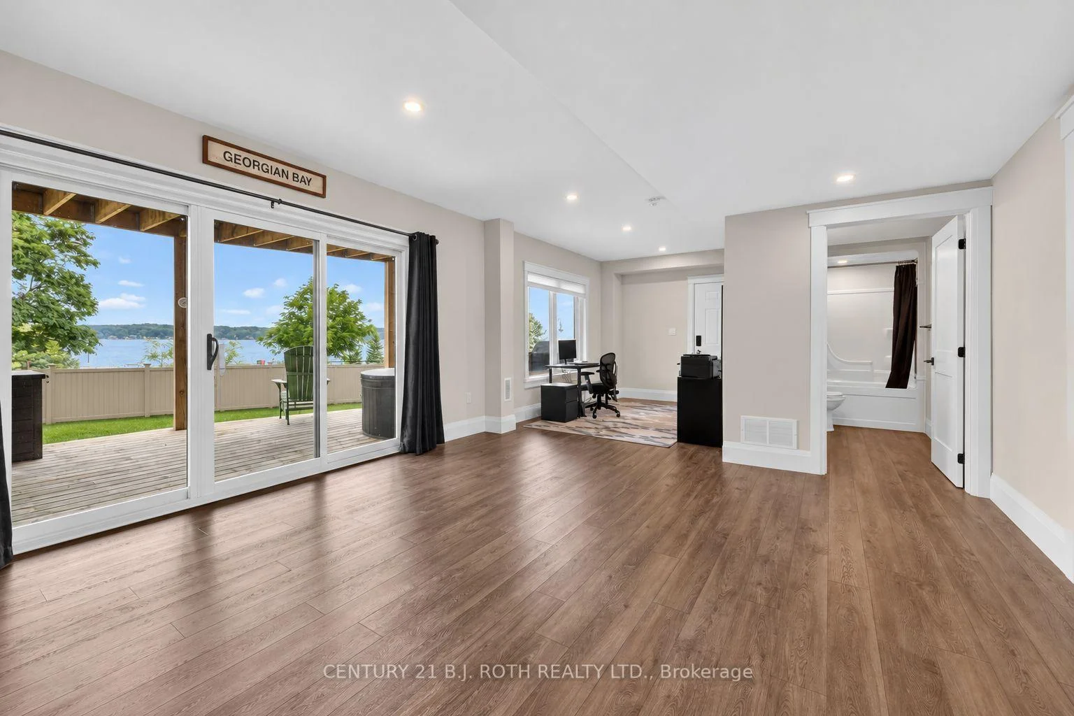 Photo 32 of 244 Frank Street, Midland — HOMEH
