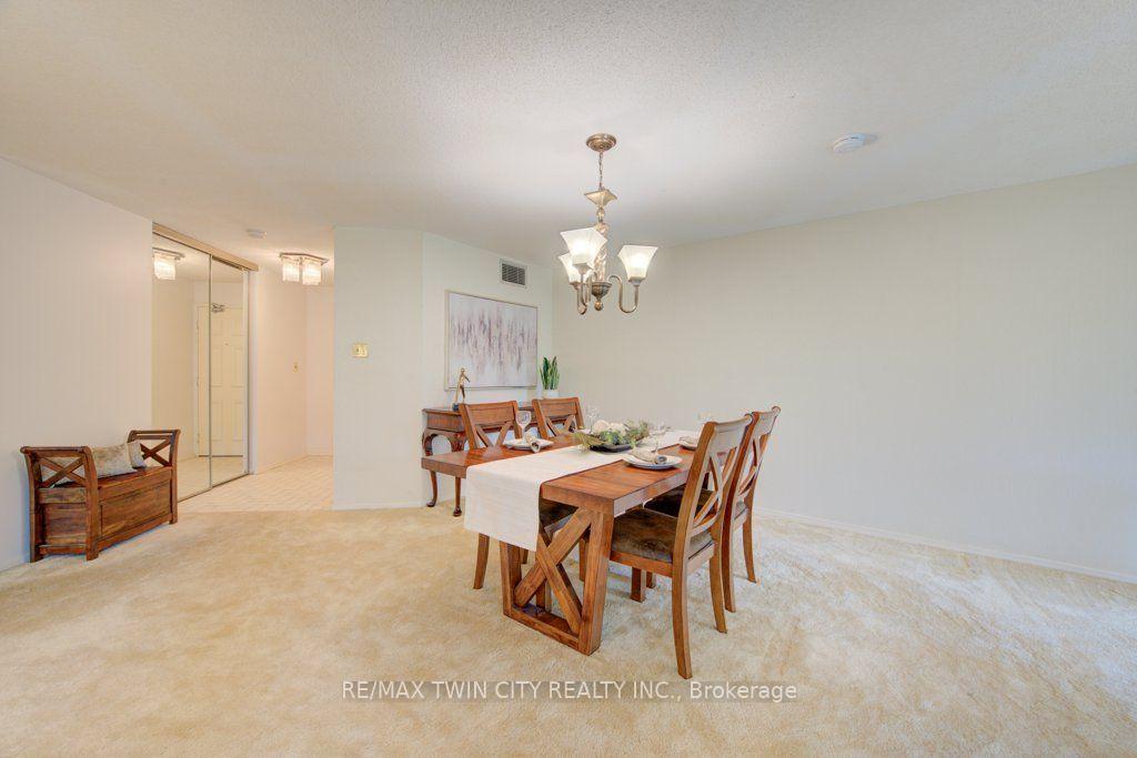 Photo 5 of Unit 32, 52 Blue Springs Drive, Waterloo, Colonial Acres — HOMEH