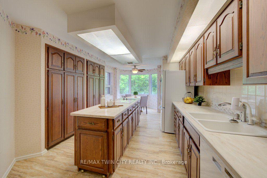 Photo 13 of Unit 32, 52 Blue Springs Drive, Waterloo, Colonial Acres — HOMEH