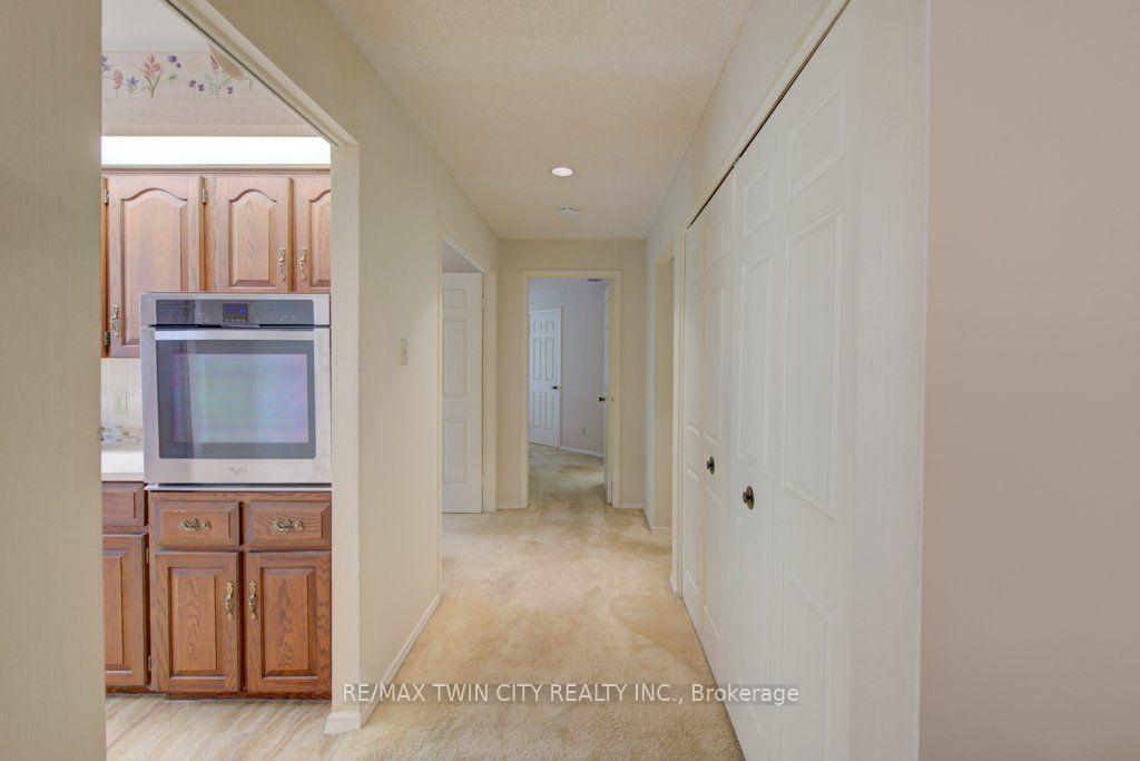 Photo 19 of Unit 32, 52 Blue Springs Drive, Waterloo, Colonial Acres — HOMEH