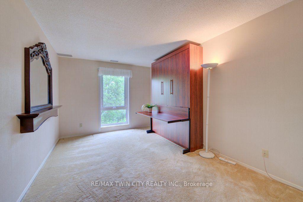 Photo 24 of Unit 32, 52 Blue Springs Drive, Waterloo, Colonial Acres — HOMEH
