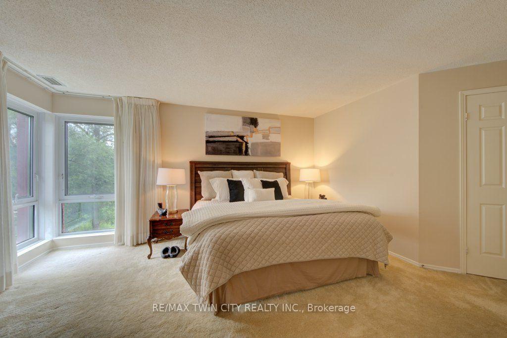 Photo 25 of Unit 32, 52 Blue Springs Drive, Waterloo, Colonial Acres — HOMEH