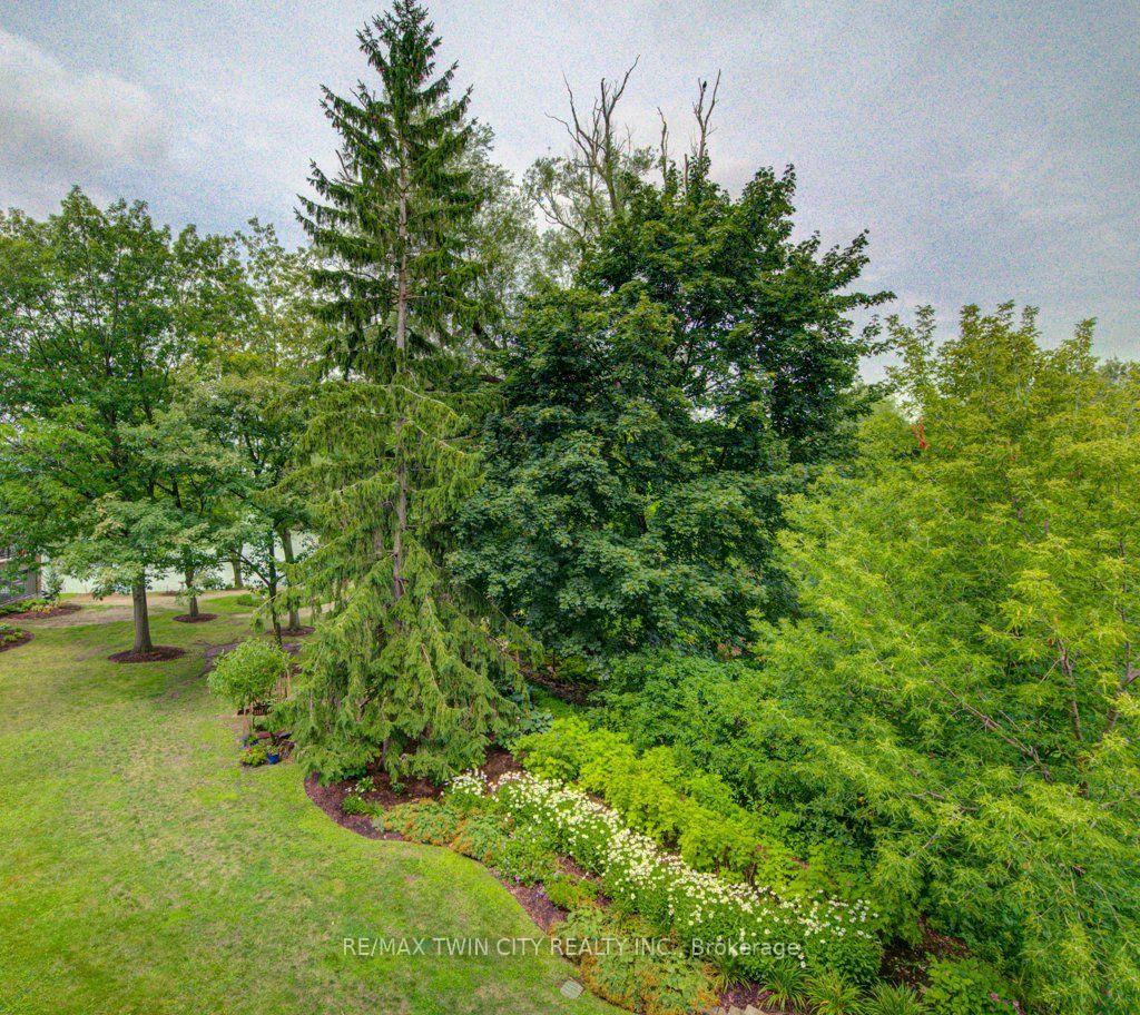 Photo 33 of Unit 32, 52 Blue Springs Drive, Waterloo, Colonial Acres — HOMEH