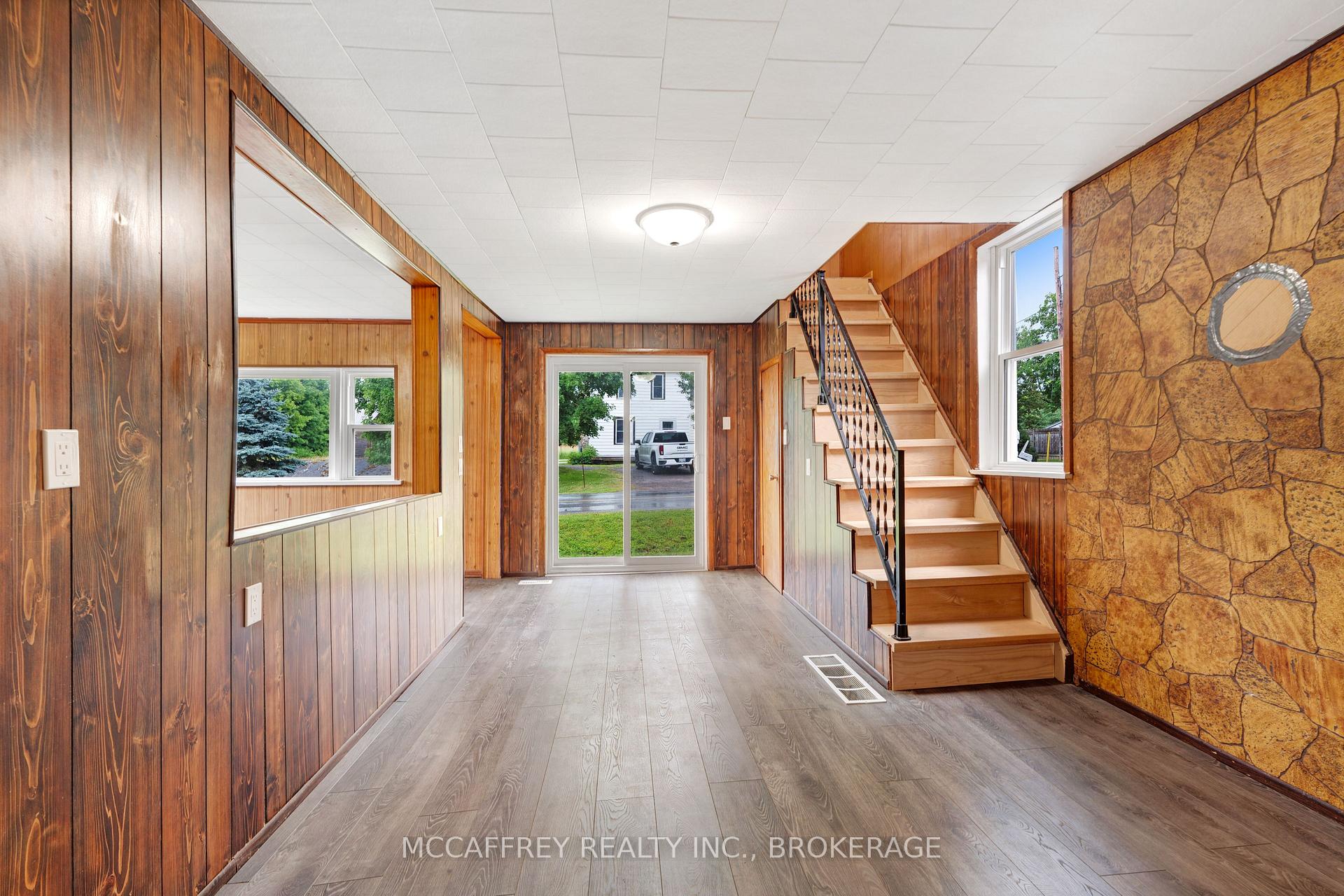 Photo 6 of 333 Burridge Road, Frontenac, Frontenac South — HOMEH