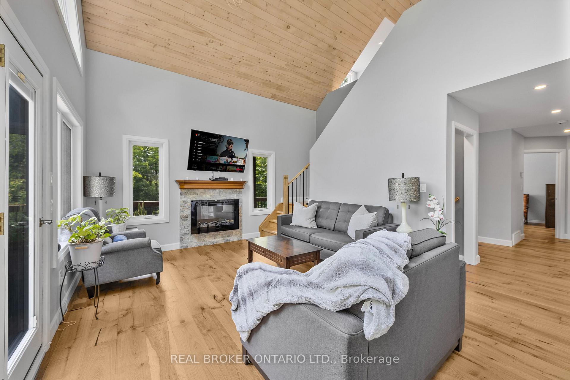 Photo 9 of 1 McKowen Road, McKellar — HOMEH