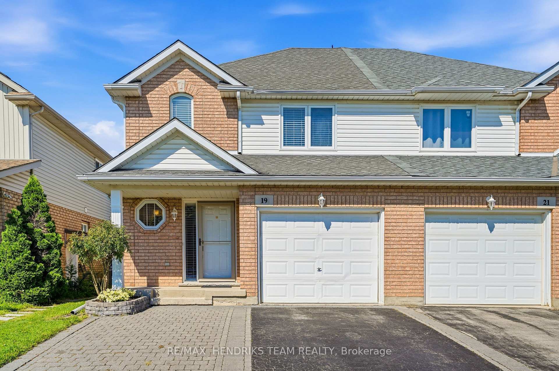 Photo 1 of 19 Mcbride Drive, St. Catharines, Rykert/Vansickle — HOMEH