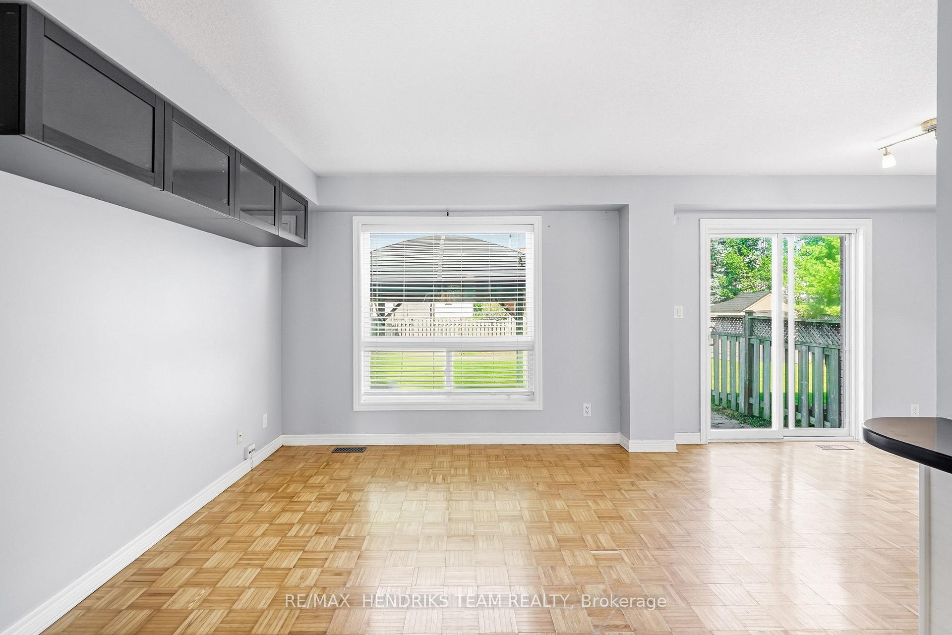 Photo 7 of 19 Mcbride Drive, St. Catharines, Rykert/Vansickle — HOMEH