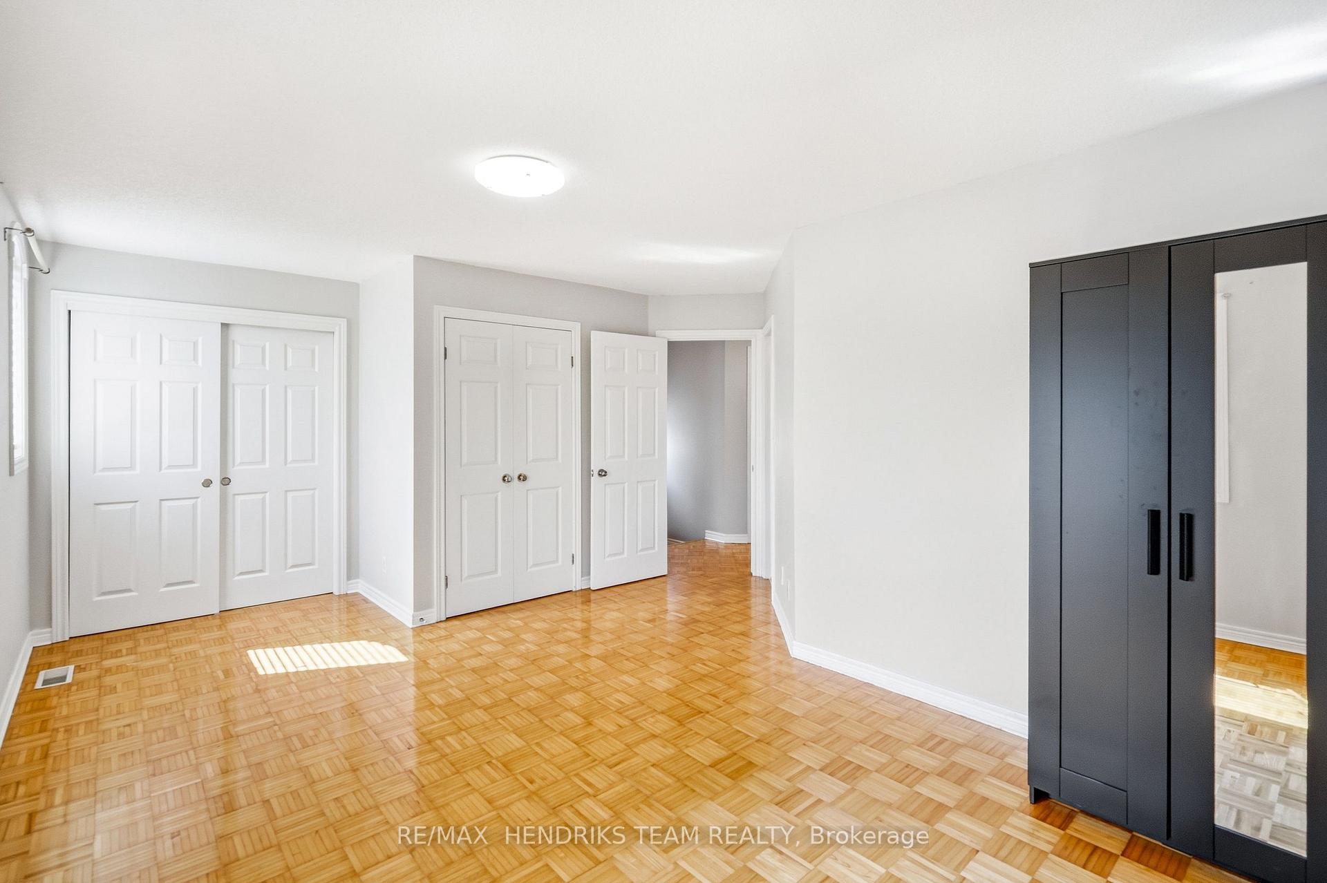 Photo 21 of 19 Mcbride Drive, St. Catharines, Rykert/Vansickle — HOMEH