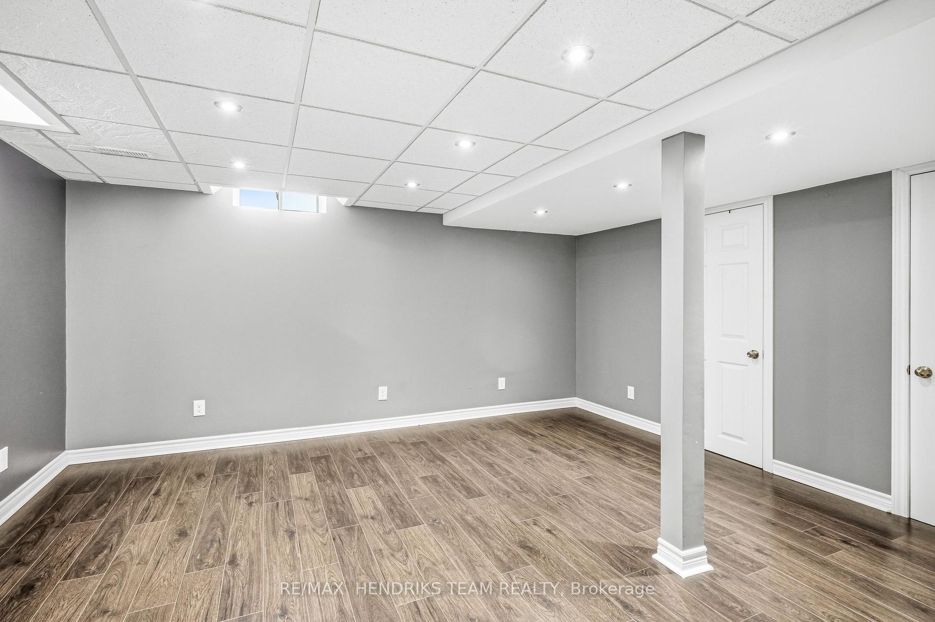 Photo 29 of 19 Mcbride Drive, St. Catharines, Rykert/Vansickle — HOMEH