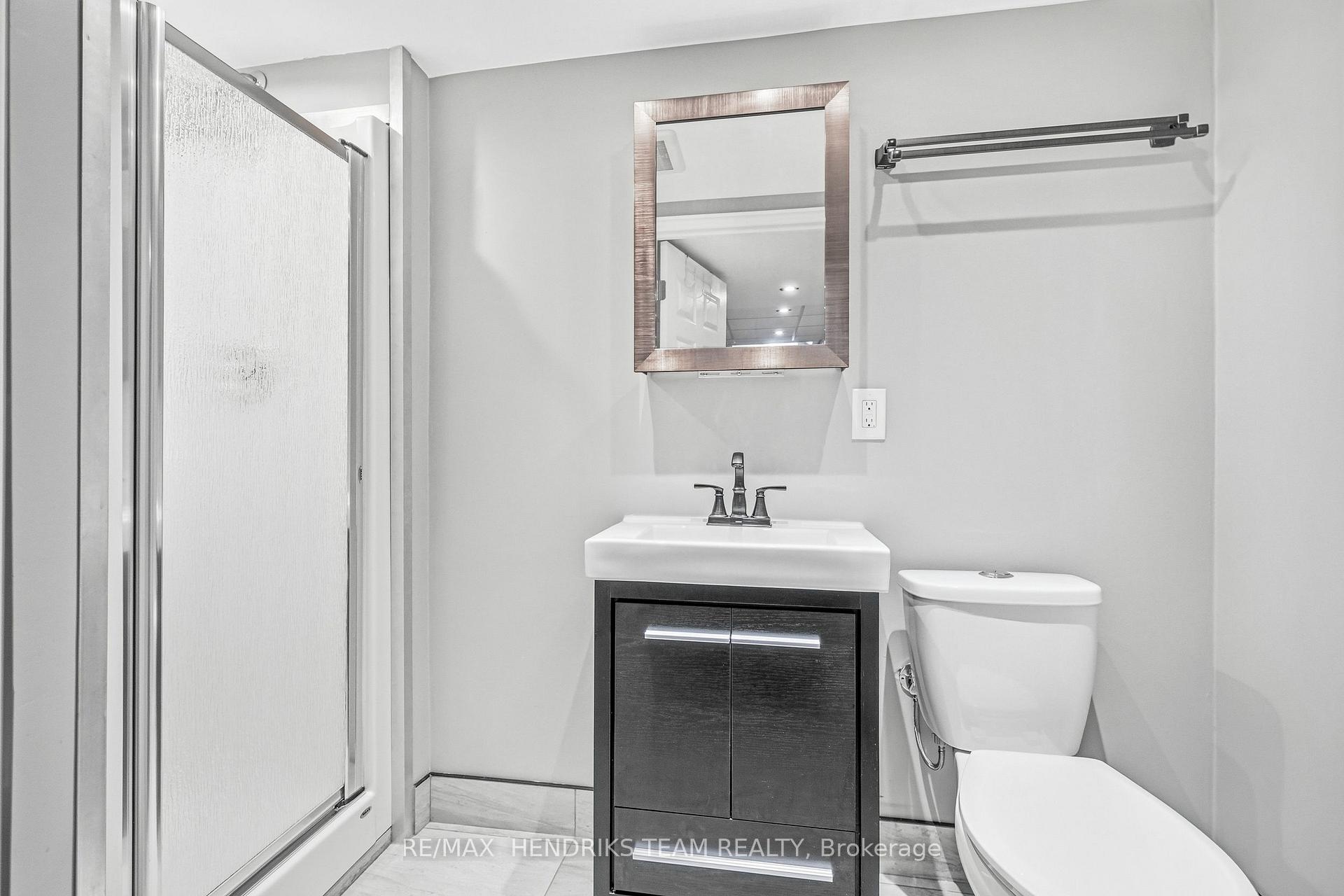 Photo 31 of 19 Mcbride Drive, St. Catharines, Rykert/Vansickle — HOMEH
