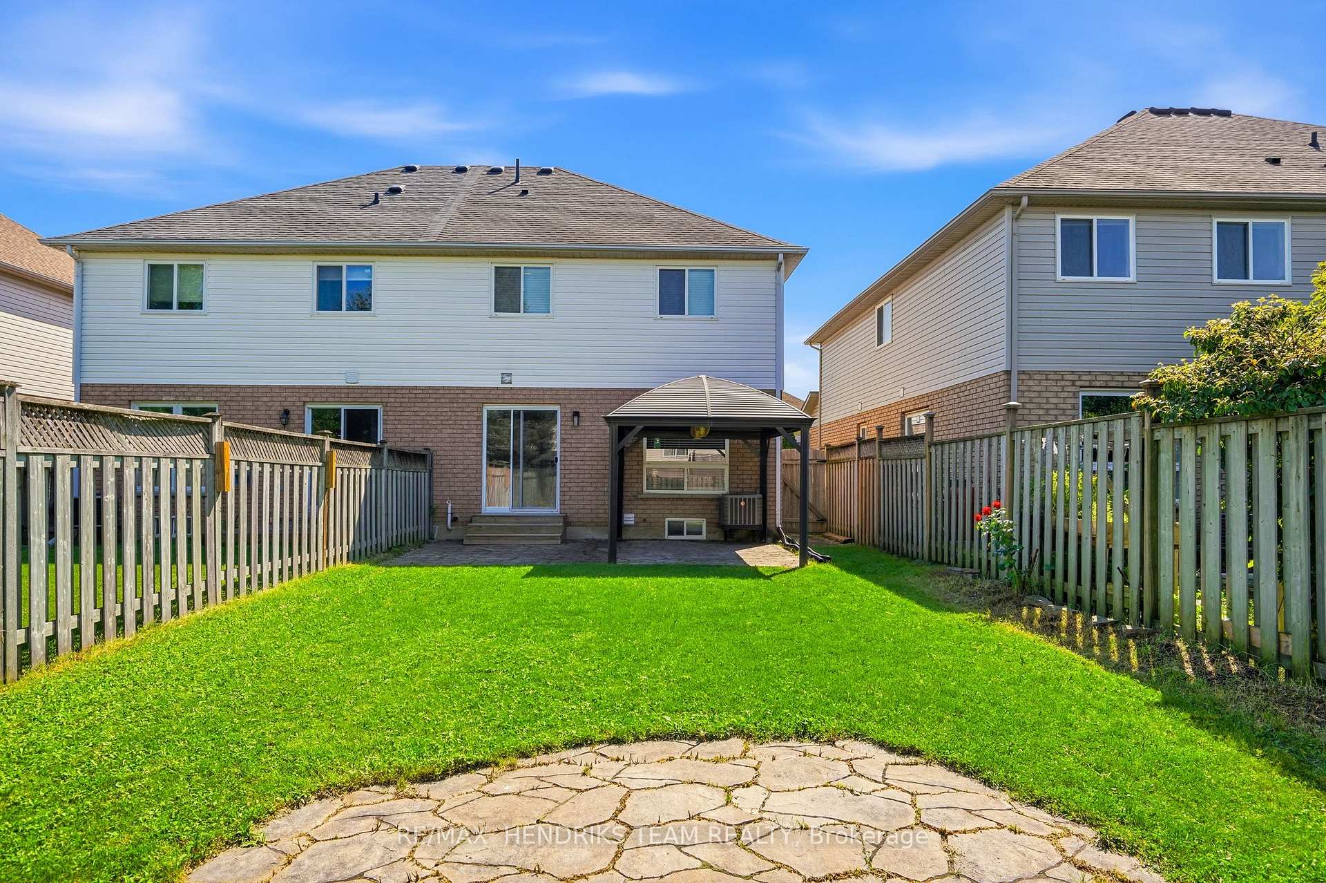 Photo 36 of 19 Mcbride Drive, St. Catharines, Rykert/Vansickle — HOMEH