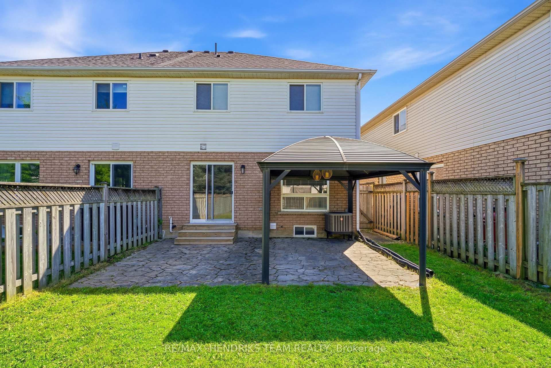 Photo 37 of 19 Mcbride Drive, St. Catharines, Rykert/Vansickle — HOMEH