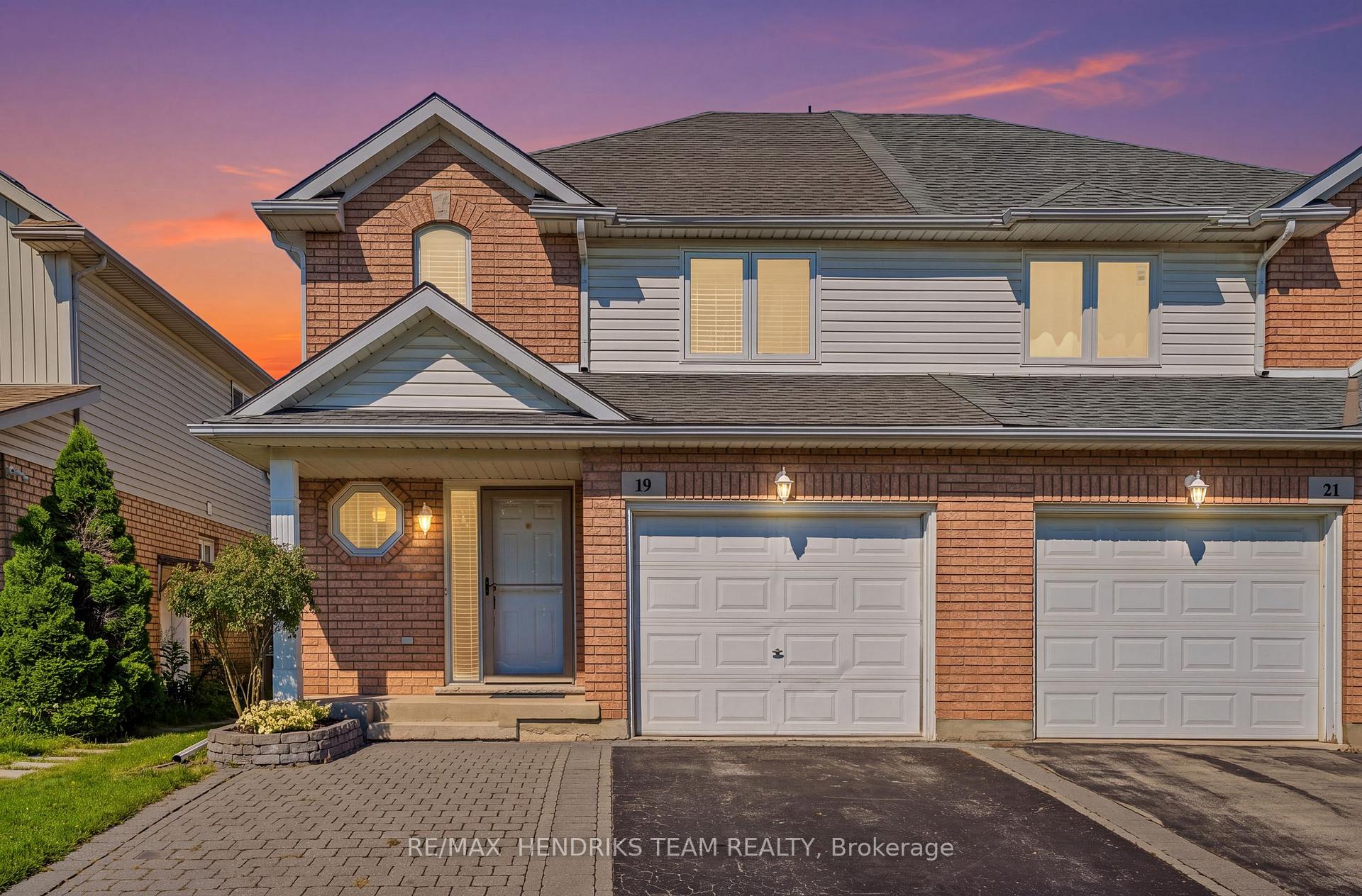 Photo 39 of 19 Mcbride Drive, St. Catharines, Rykert/Vansickle — HOMEH