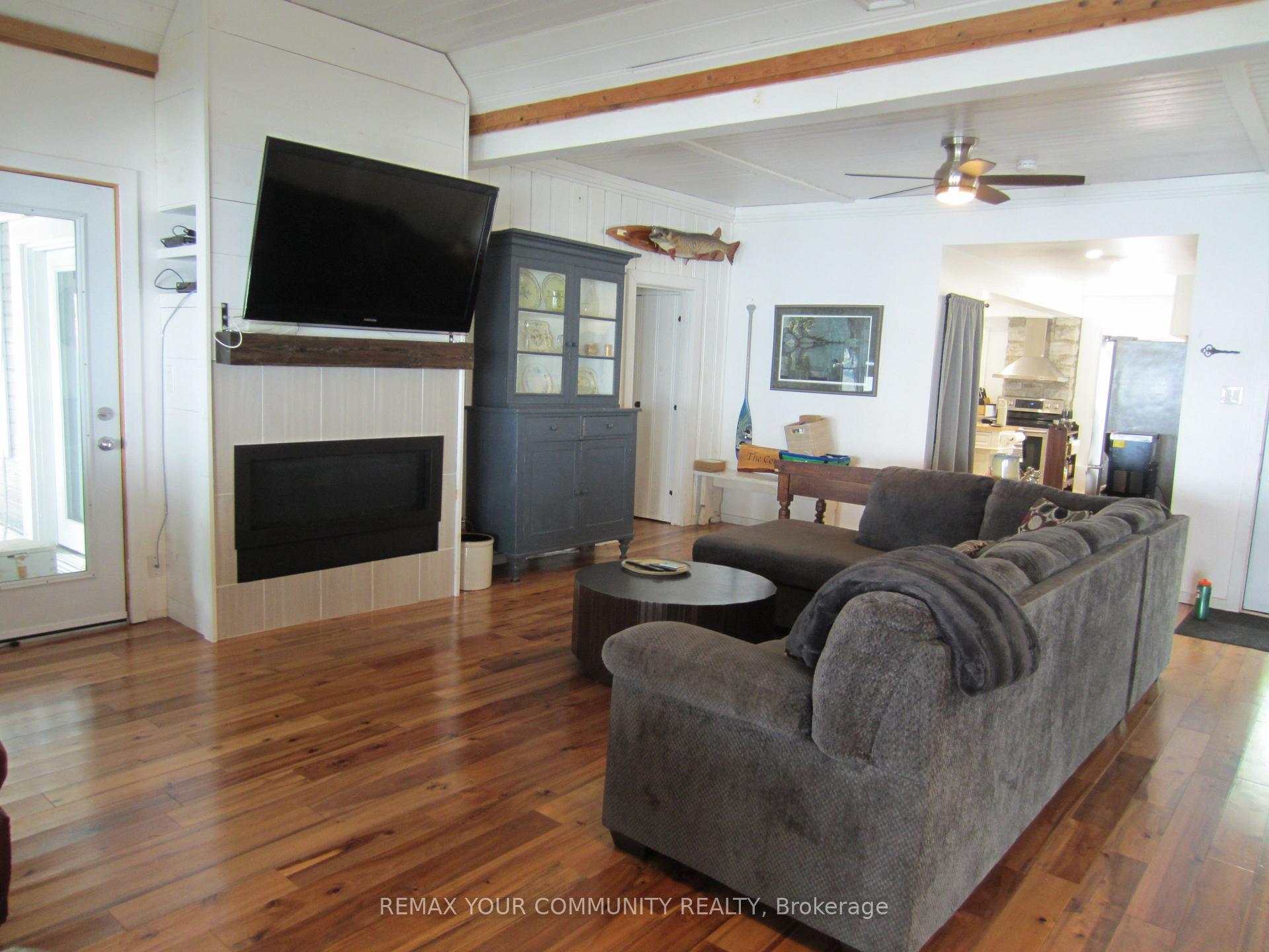 Photo 9 of 6576 Quarry Point Road, Ramara, Rural Ramara — HOMEH