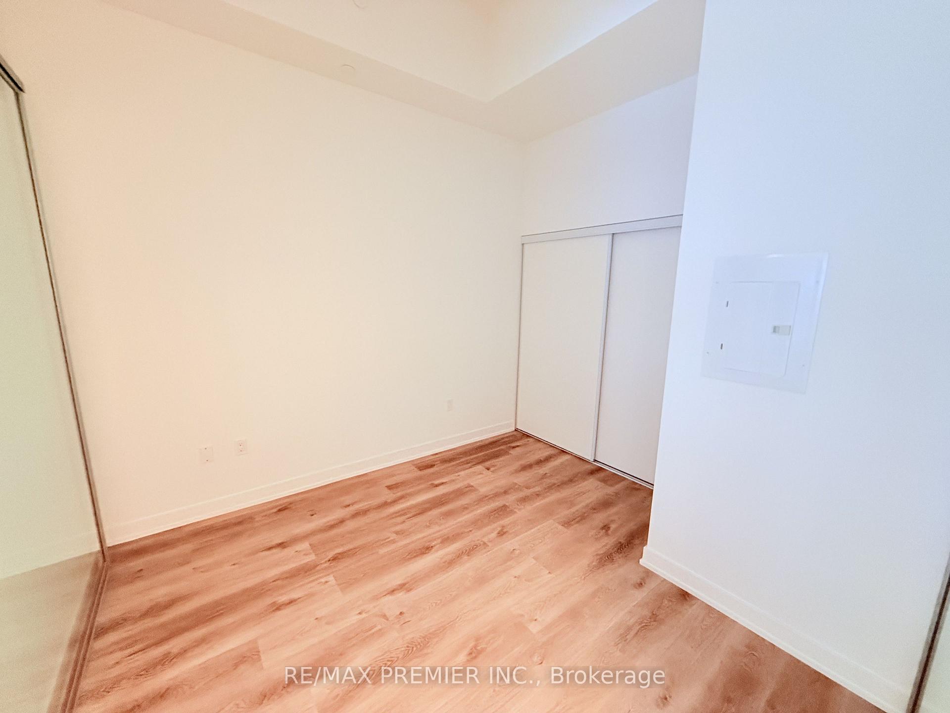 Photo 10 of Unit 410S, 110 Broadway Avenue, Toronto, Mount Pleasant West — HOMEH