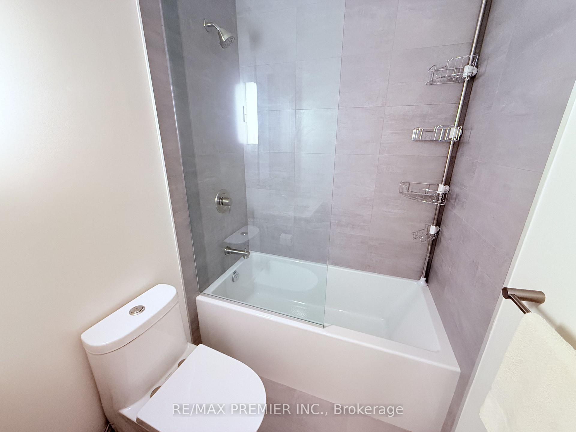 Photo 13 of Unit 410S, 110 Broadway Avenue, Toronto, Mount Pleasant West — HOMEH