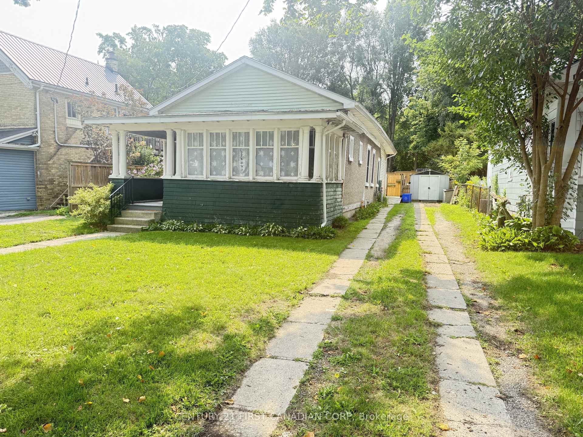 Photo 1 of 491 Central Avenue, London, East F — HOMEH