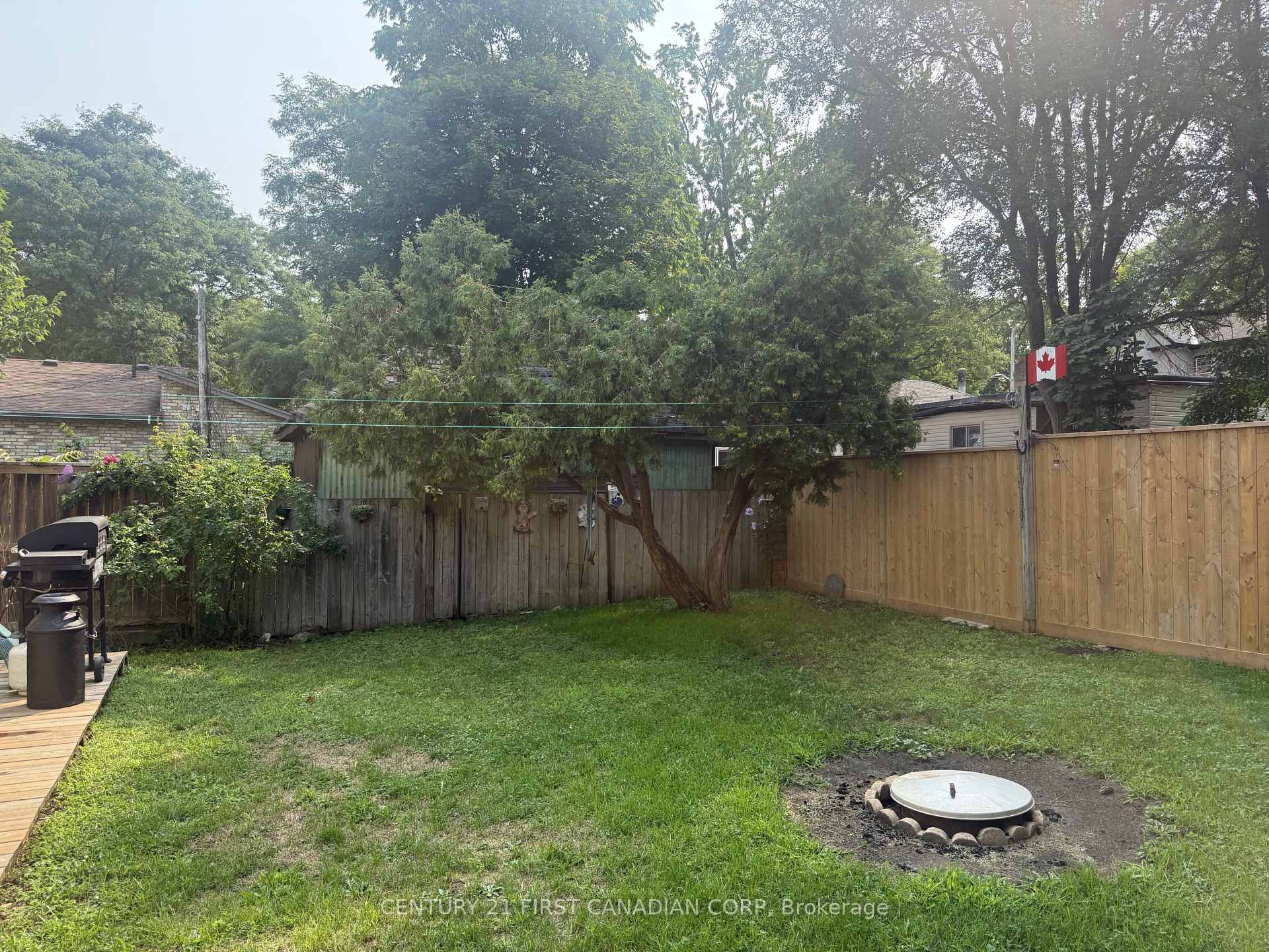 Photo 8 of 491 Central Avenue, London, East F — HOMEH
