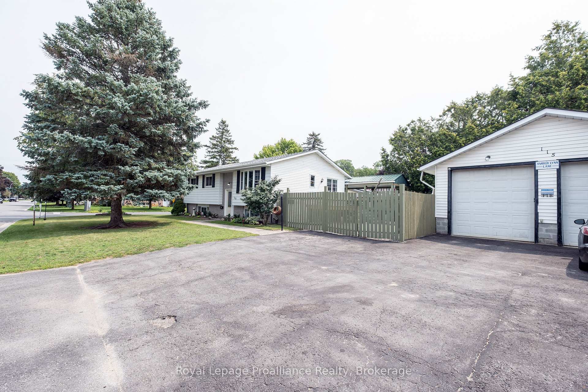 Photo 8 of 115 Nicholas Street, Quinte West, Trenton Ward — HOMEH
