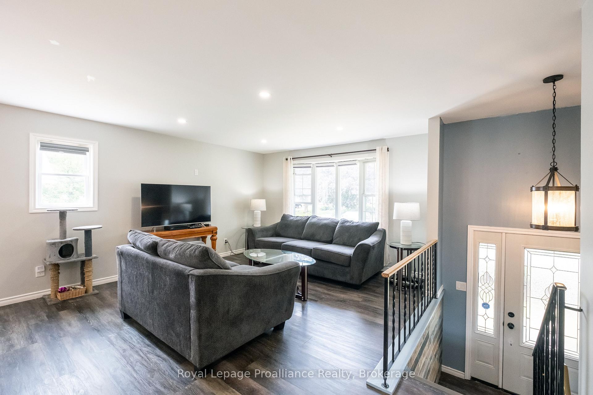Photo 21 of 115 Nicholas Street, Quinte West, Trenton Ward — HOMEH