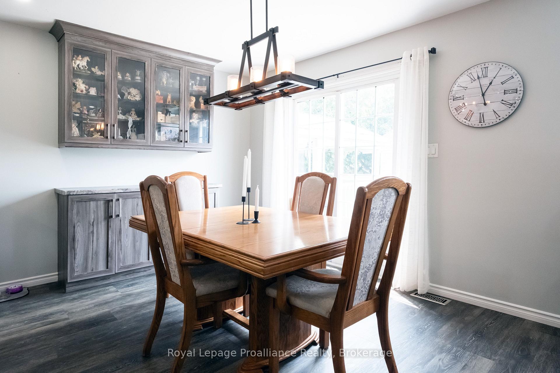 Photo 22 of 115 Nicholas Street, Quinte West, Trenton Ward — HOMEH