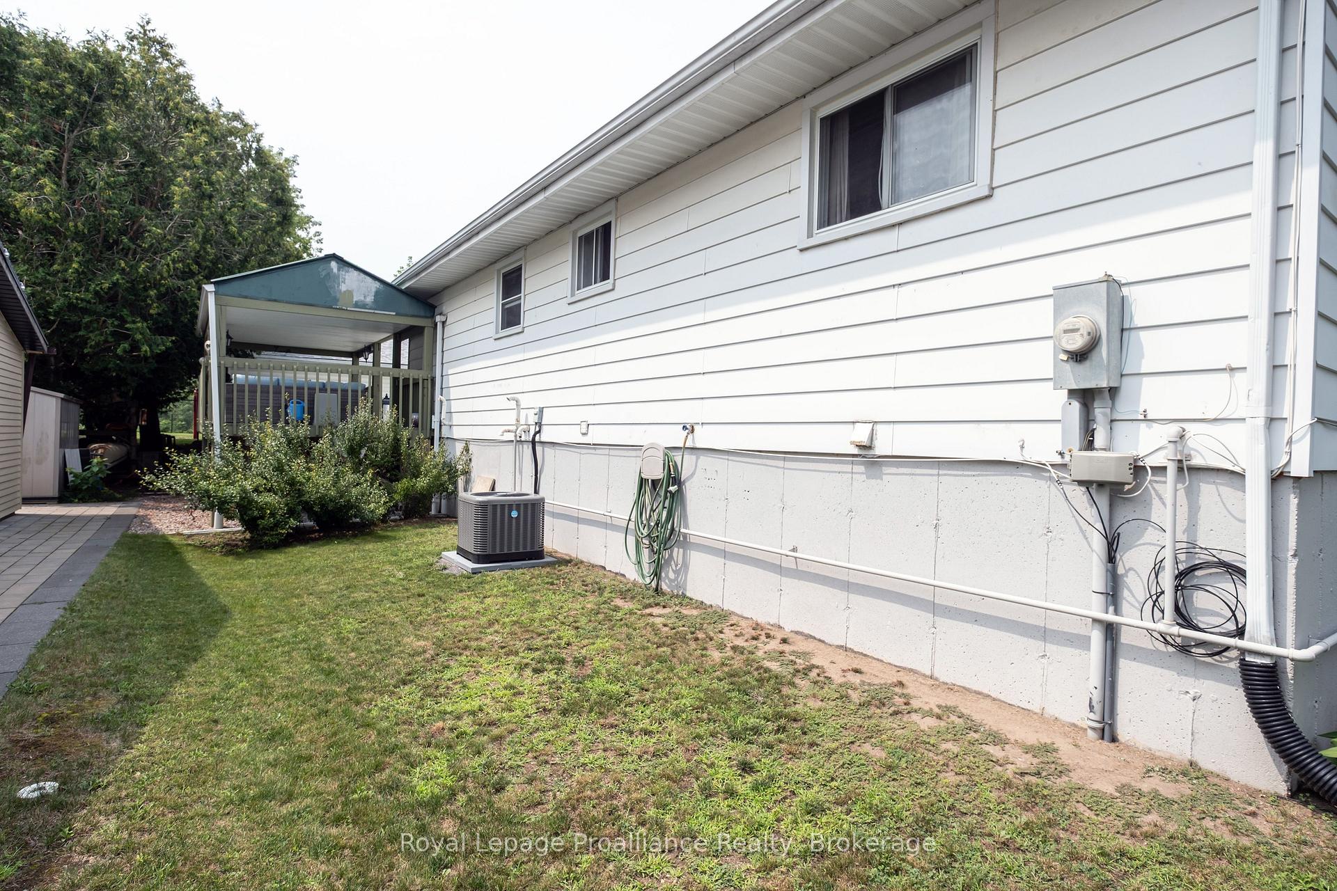 Photo 56 of 115 Nicholas Street, Quinte West, Trenton Ward — HOMEH