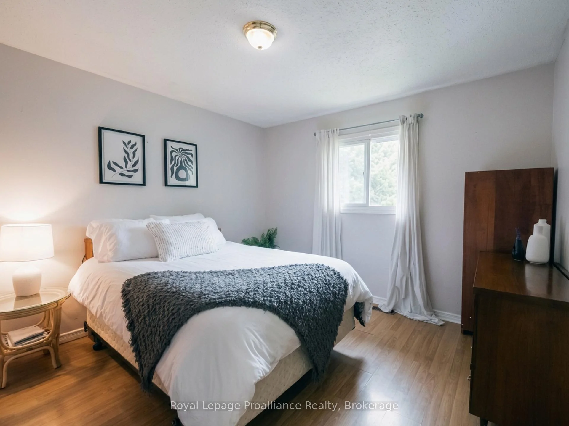 Photo 26 of 115 Nicholas Street, Quinte West, Trenton Ward — HOMEH