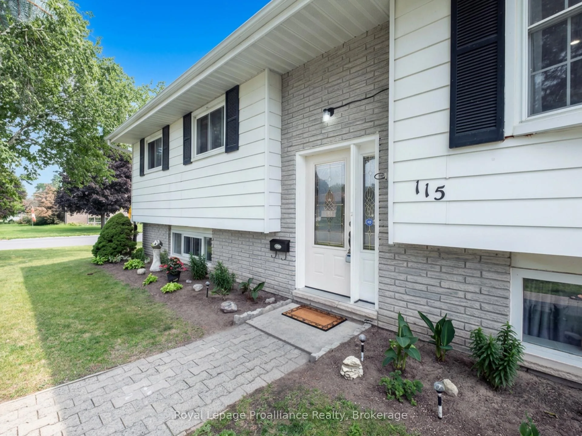 Photo 49 of 115 Nicholas Street, Quinte West, Trenton Ward — HOMEH