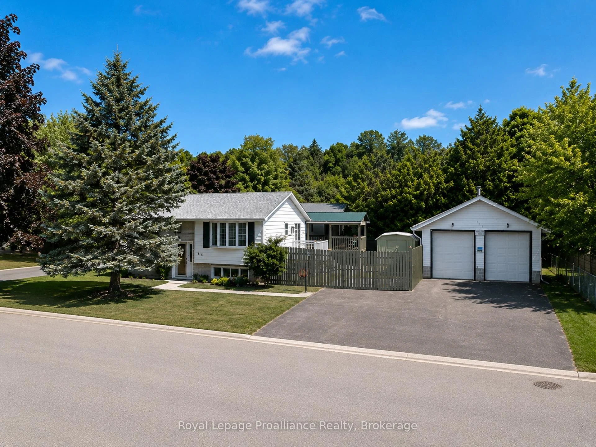 Photo 64 of 115 Nicholas Street, Quinte West, Trenton Ward — HOMEH