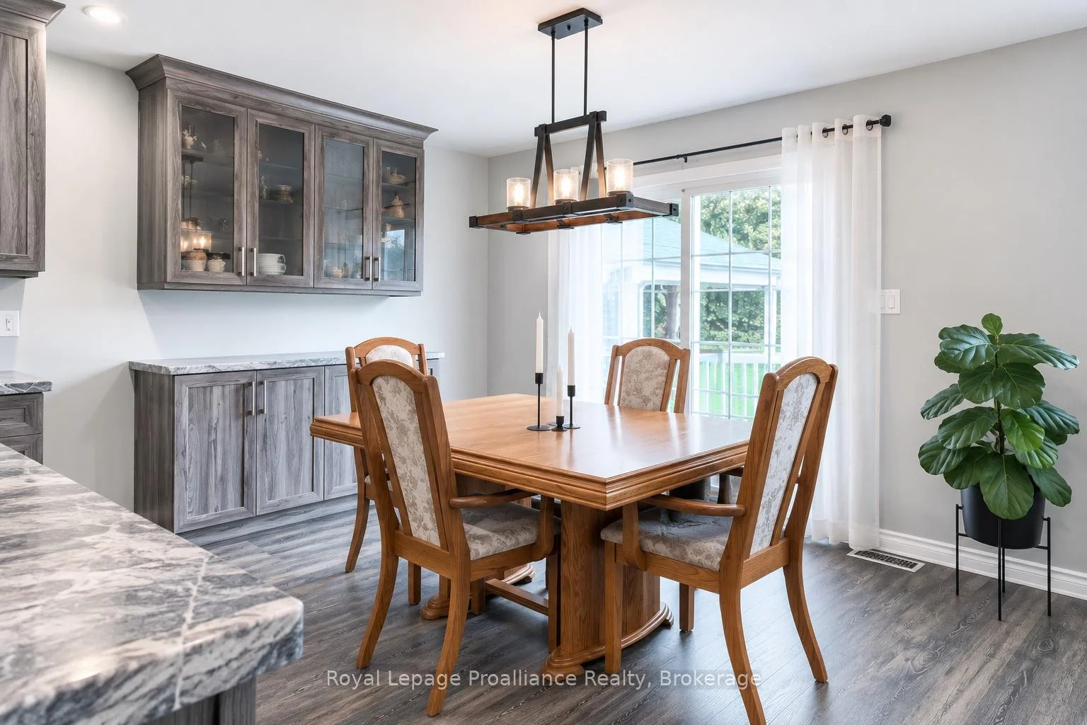 Photo 20 of 115 Nicholas Street, Quinte West, Trenton Ward — HOMEH