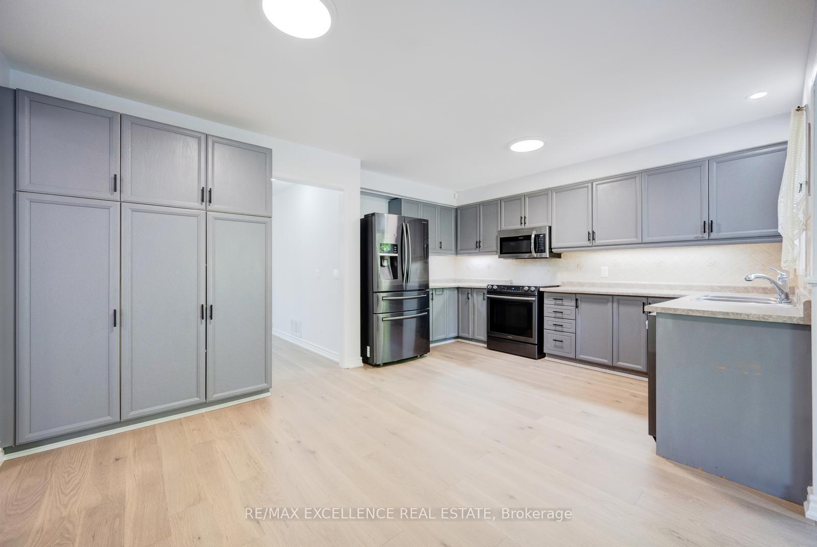 Photo 12 of 15 Nymark Place, Brampton, Westgate — HOMEH