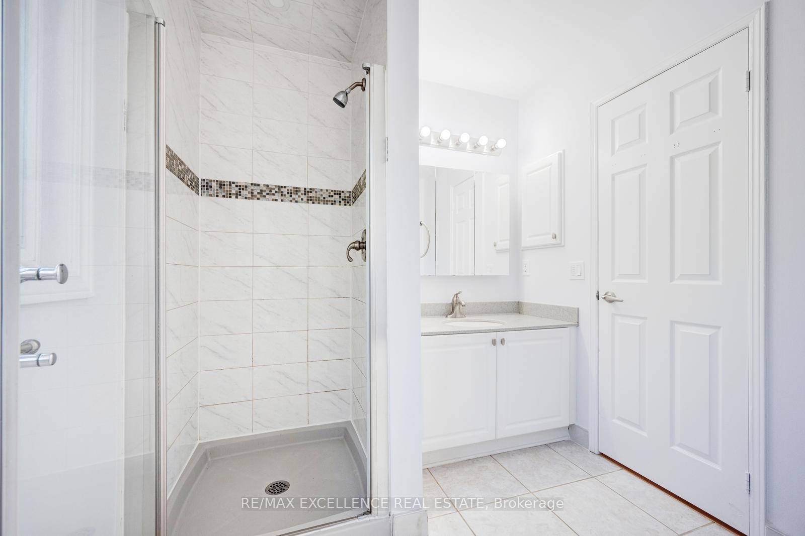 Photo 21 of 15 Nymark Place, Brampton, Westgate — HOMEH