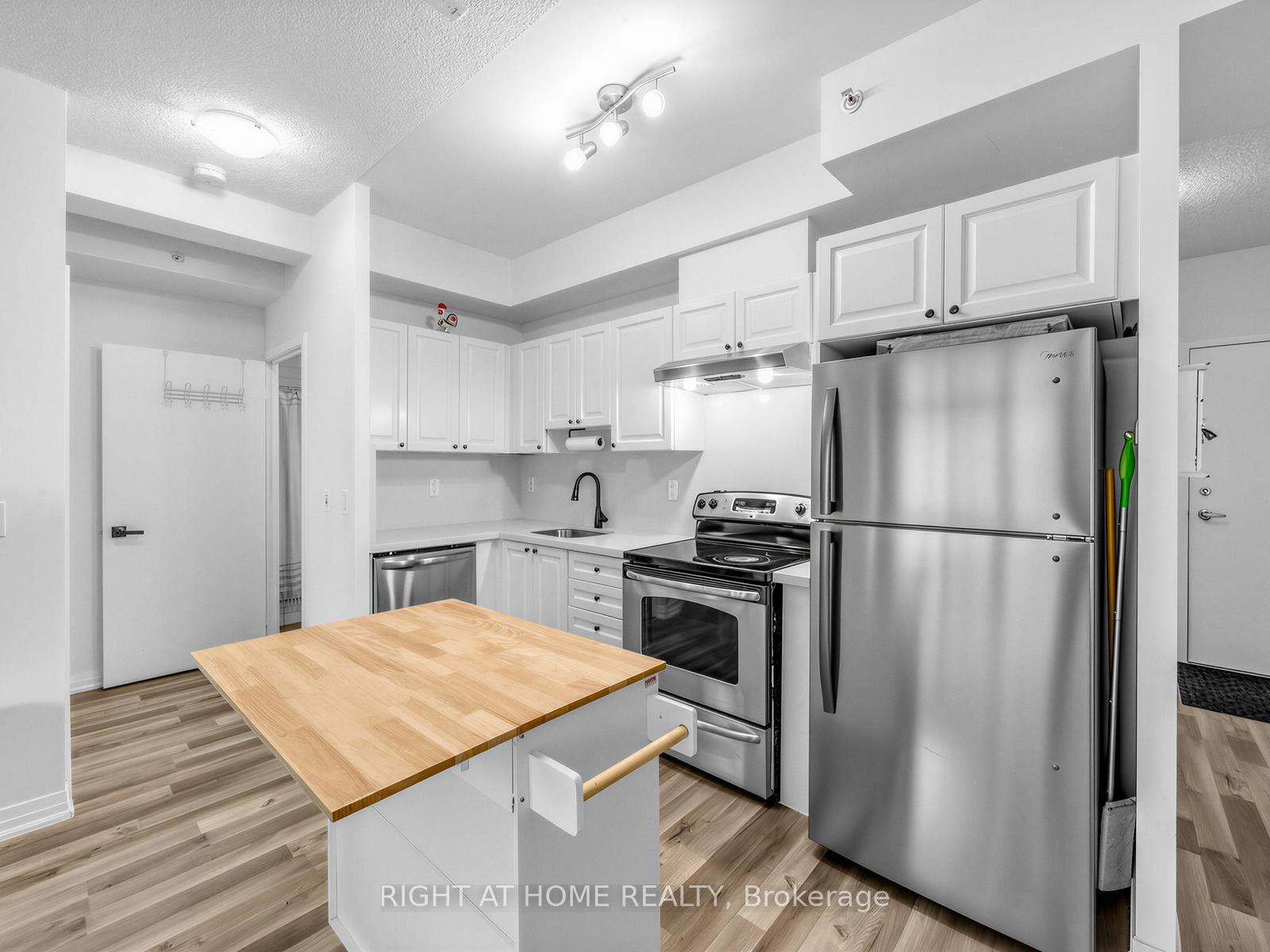 Photo 11 of Unit 208, 155 Legion Road N, Etobicoke, Mimico — HOMEH
