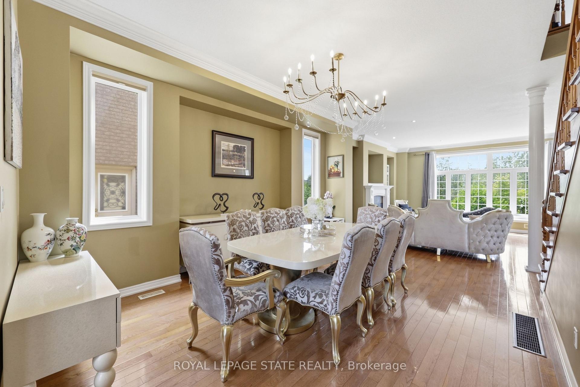 Photo 16 of 64 Joshua Avenue, Hamilton, Meadowlands — HOMEH