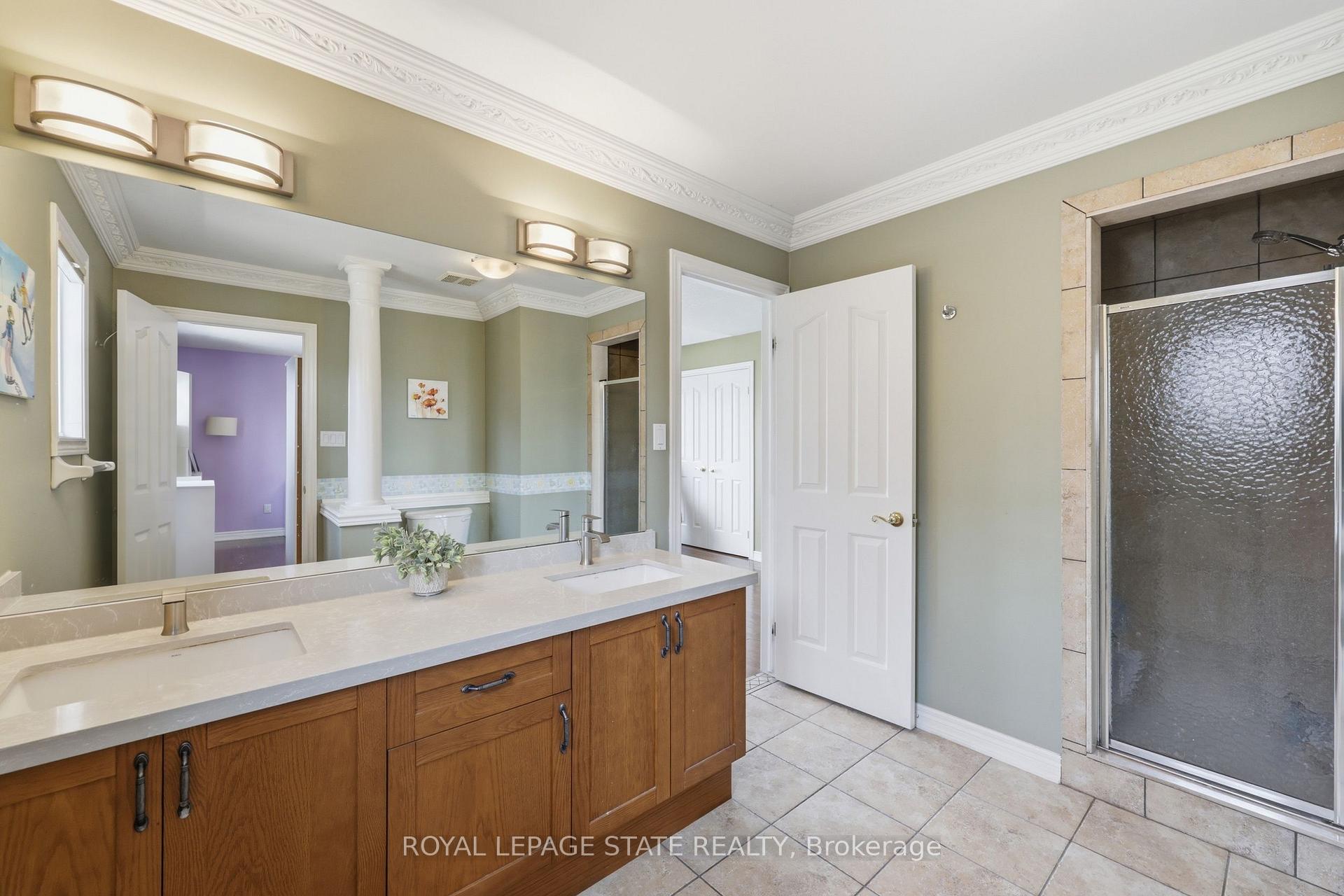 Photo 54 of 64 Joshua Avenue, Hamilton, Meadowlands — HOMEH