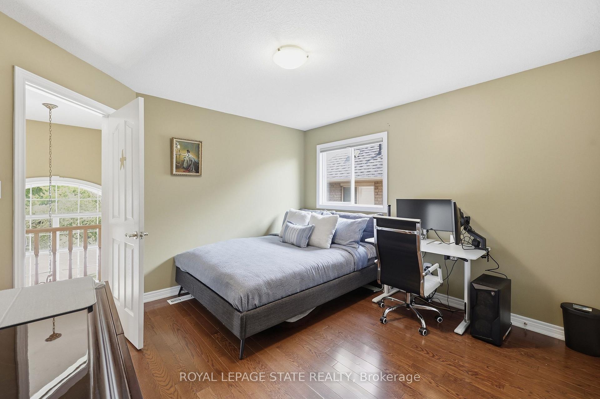 Photo 60 of 64 Joshua Avenue, Hamilton, Meadowlands — HOMEH