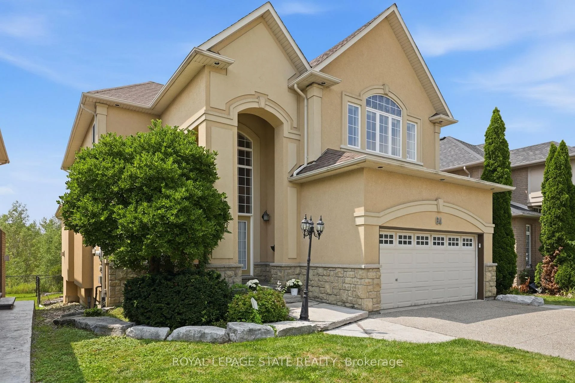 Photo 19 of 64 Joshua Avenue, Hamilton, Meadowlands — HOMEH