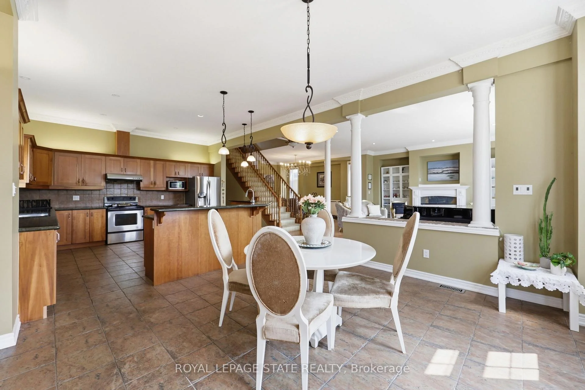 Photo 45 of 64 Joshua Avenue, Hamilton, Meadowlands — HOMEH