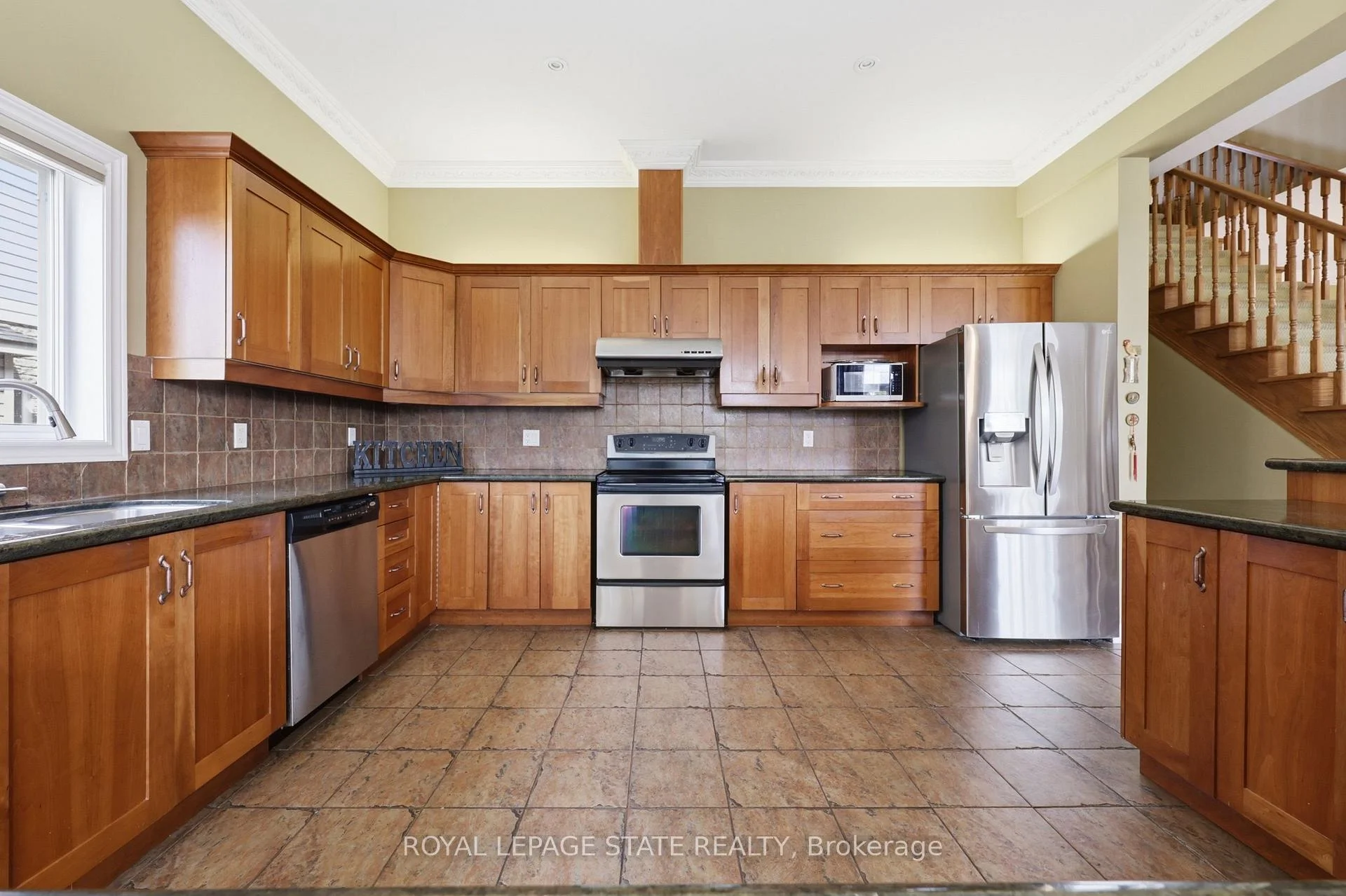 Photo 47 of 64 Joshua Avenue, Hamilton, Meadowlands — HOMEH