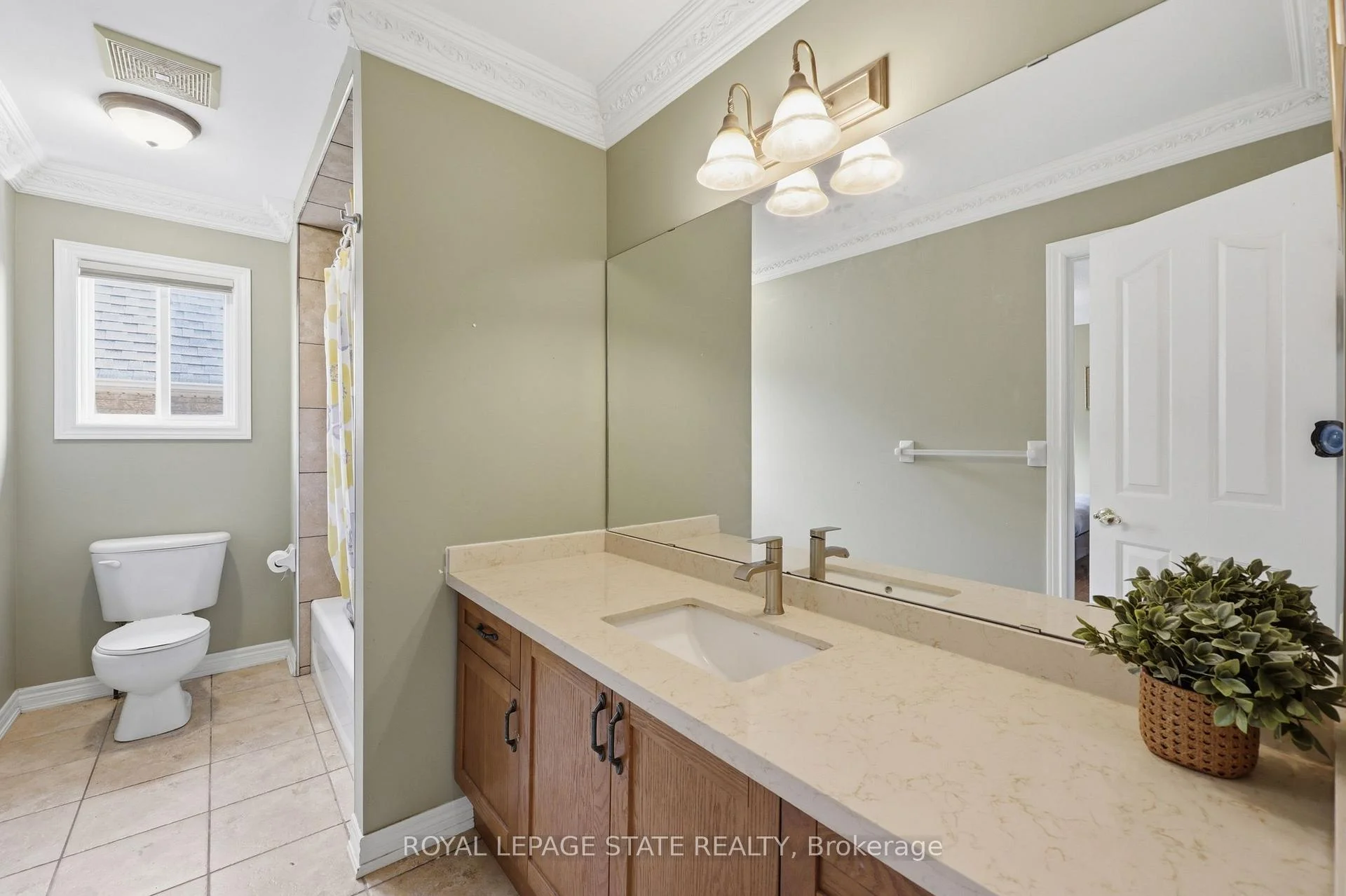 Photo 85 of 64 Joshua Avenue, Hamilton, Meadowlands — HOMEH