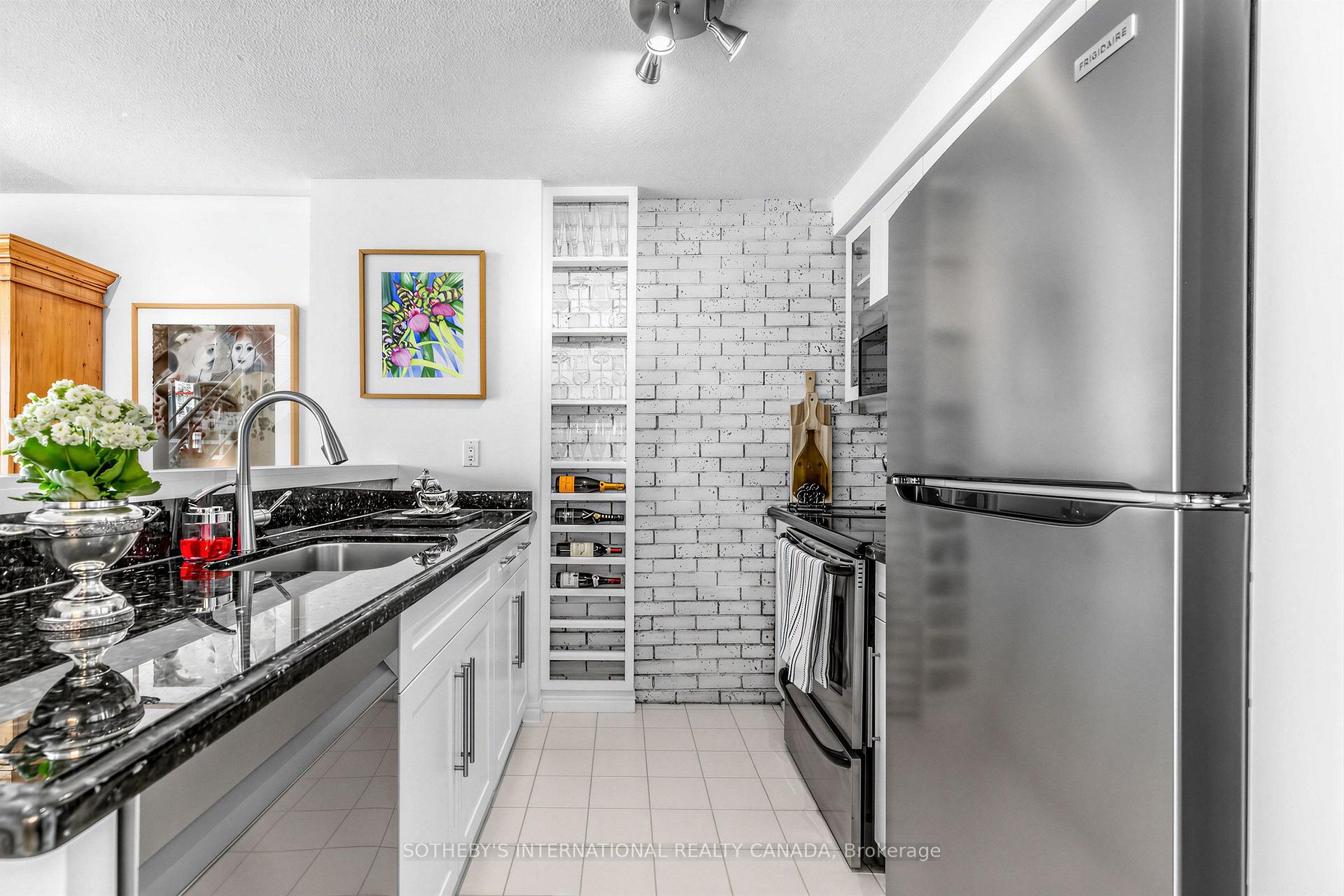 Photo 4 of Unit 2809, 10 Yonge Street, Toronto, Waterfront Communities — HOMEH
