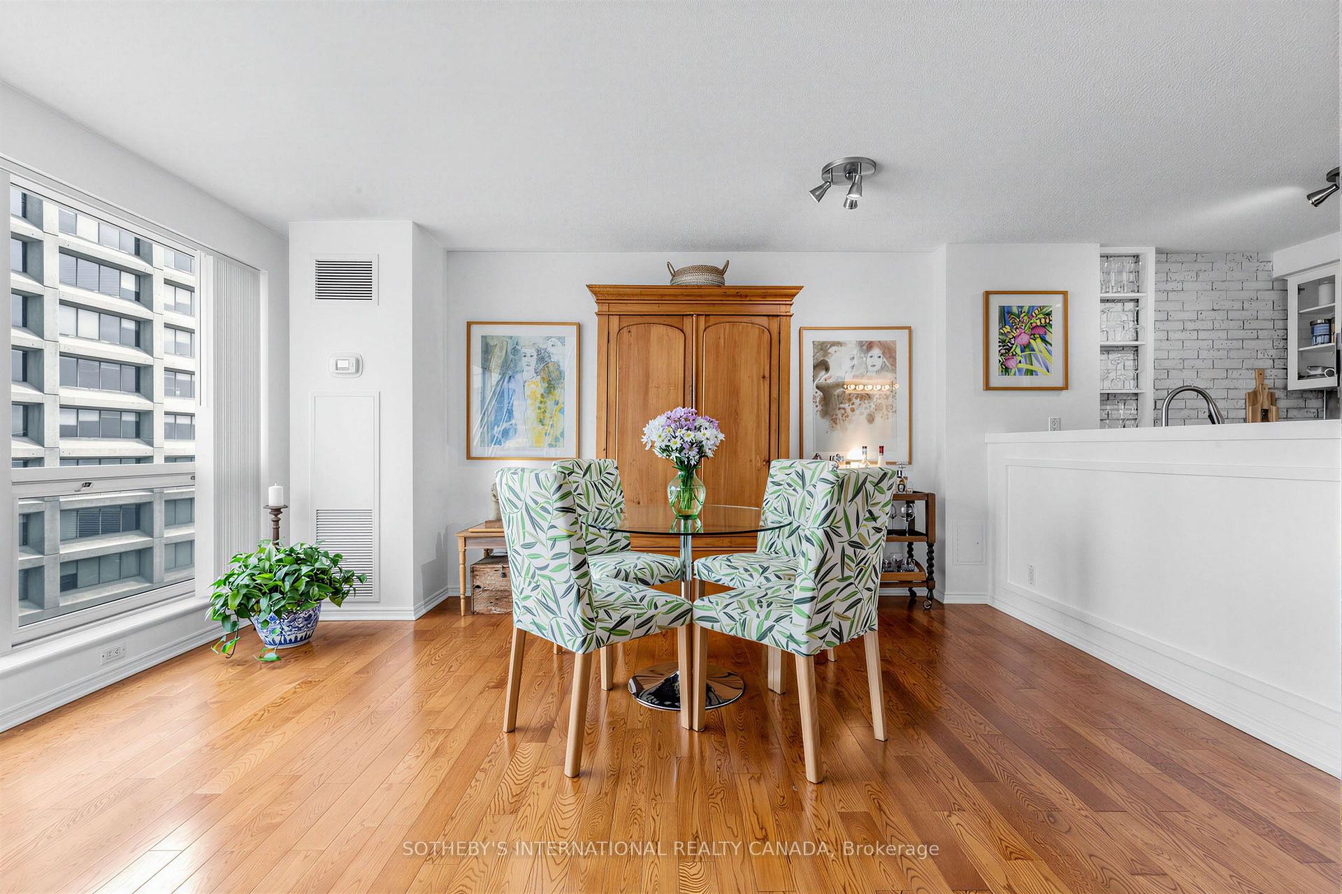 Photo 8 of Unit 2809, 10 Yonge Street, Toronto, Waterfront Communities — HOMEH