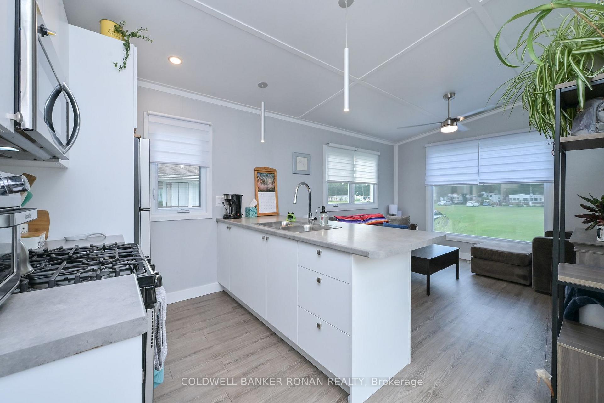 Photo 5 of Unit 4, 285 Cryderman Side Road, Georgina, Baldwin — HOMEH
